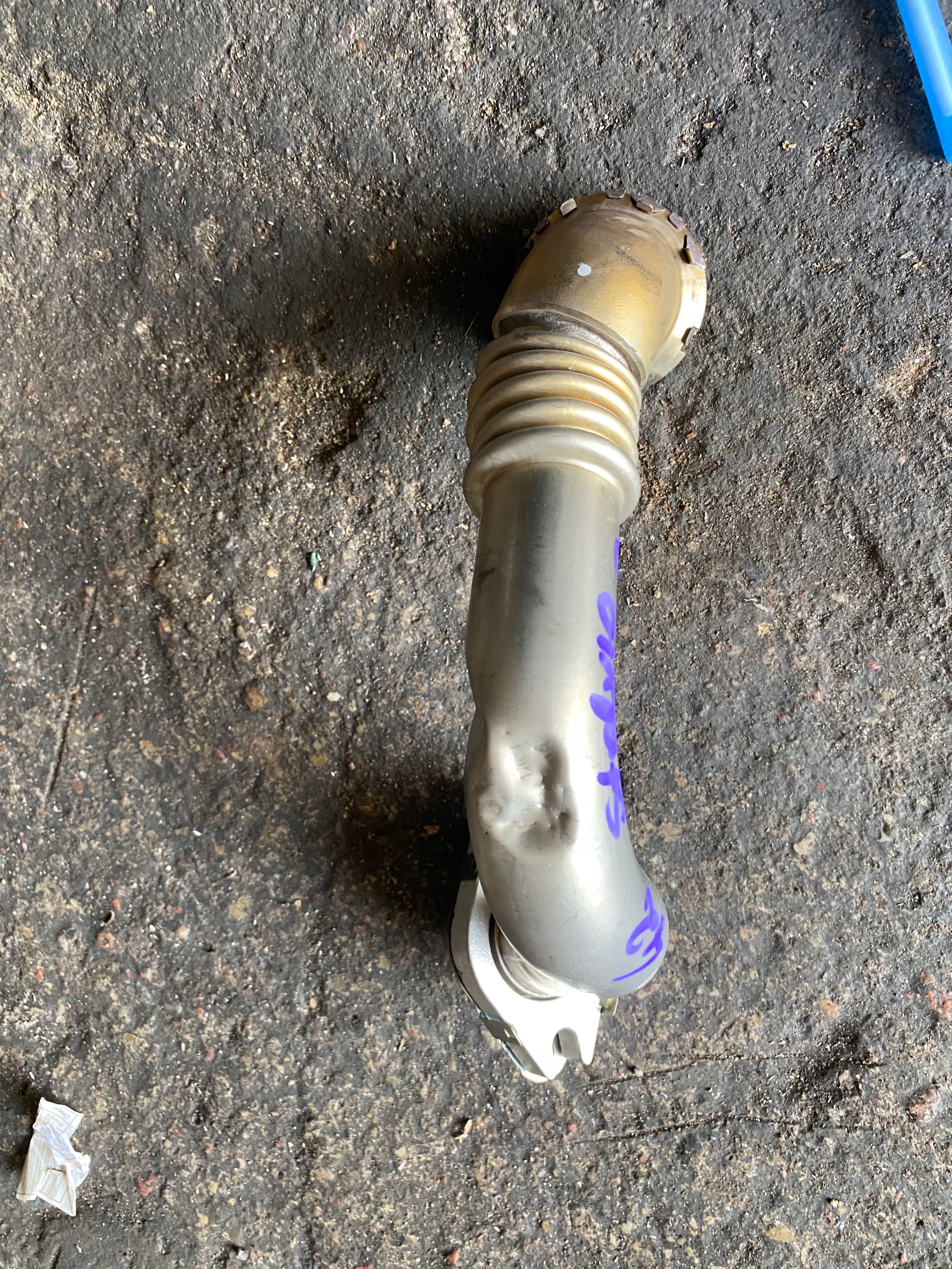 42 ALFA ROMEO STELVIO GIULIA RURKA PRZEWOD EGR