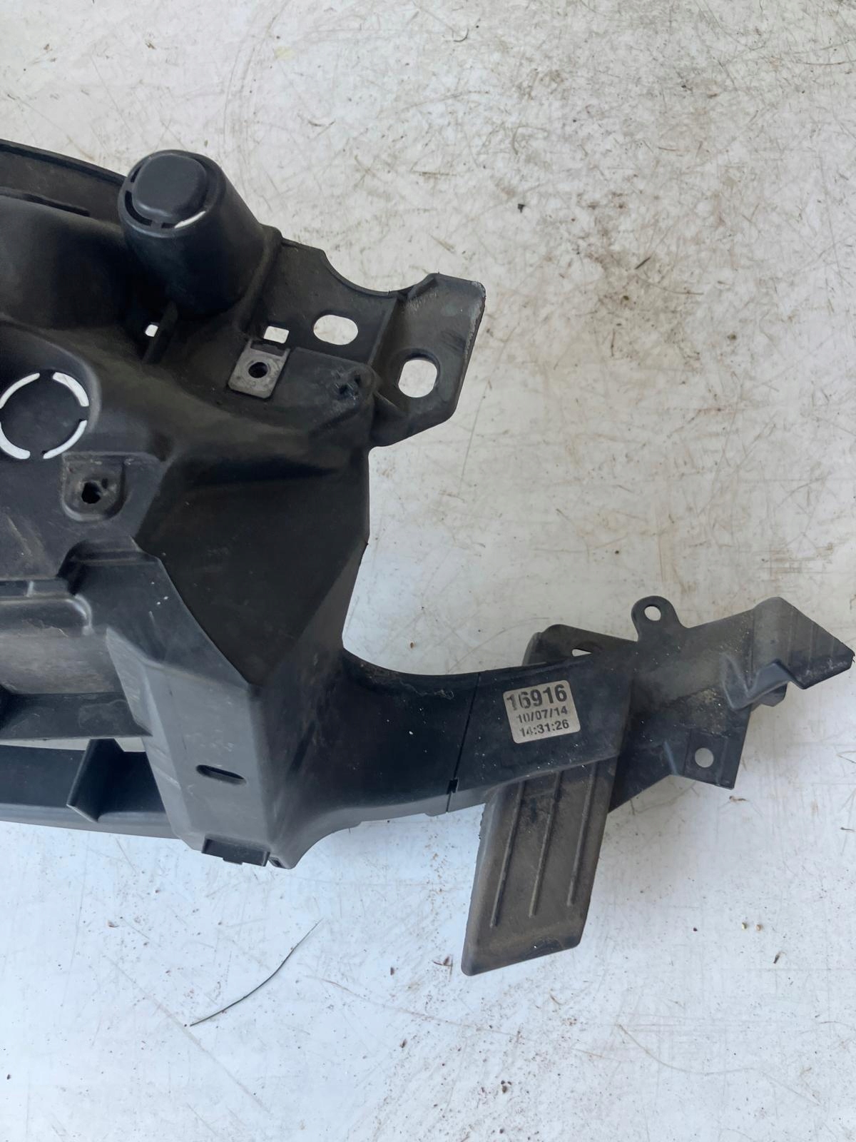 front upper panel iron support CITROEN C4 II B7 9673046277