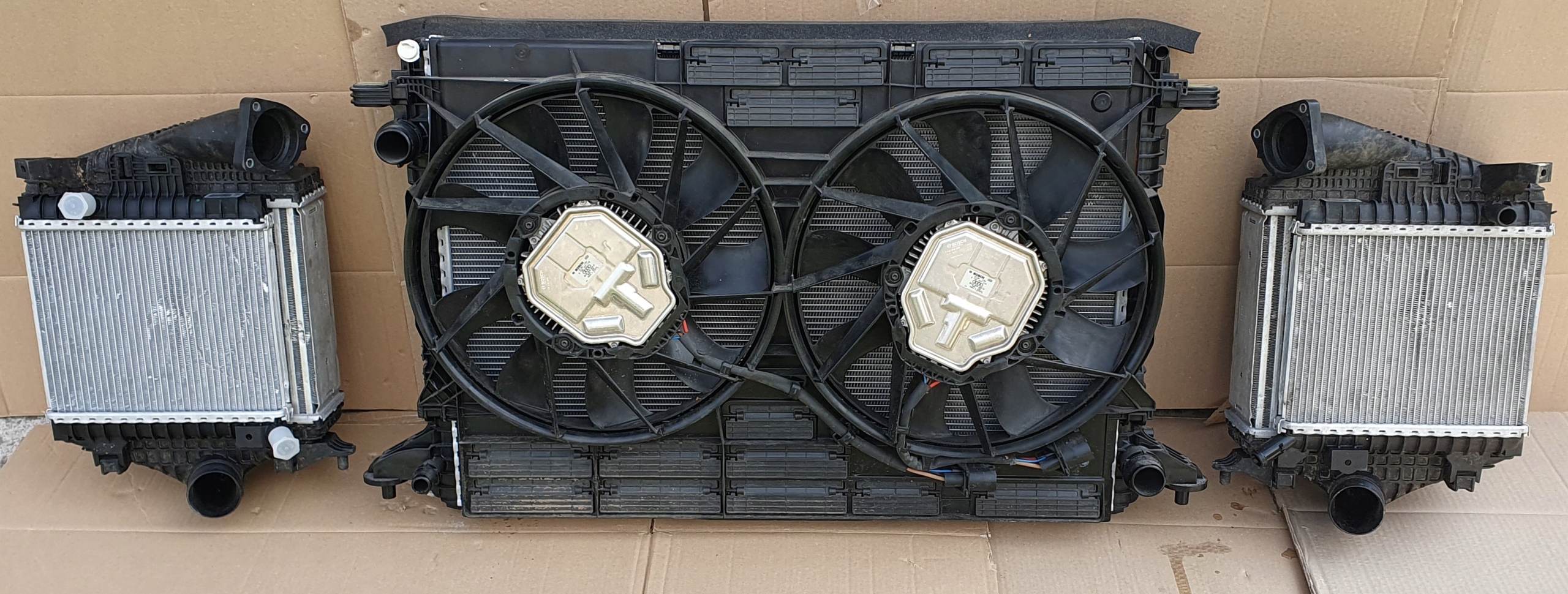 КОМПЛЕКТ РАДІАТОРИ CAYENNE RS Q7 Q8 Rsq7 Rsq8