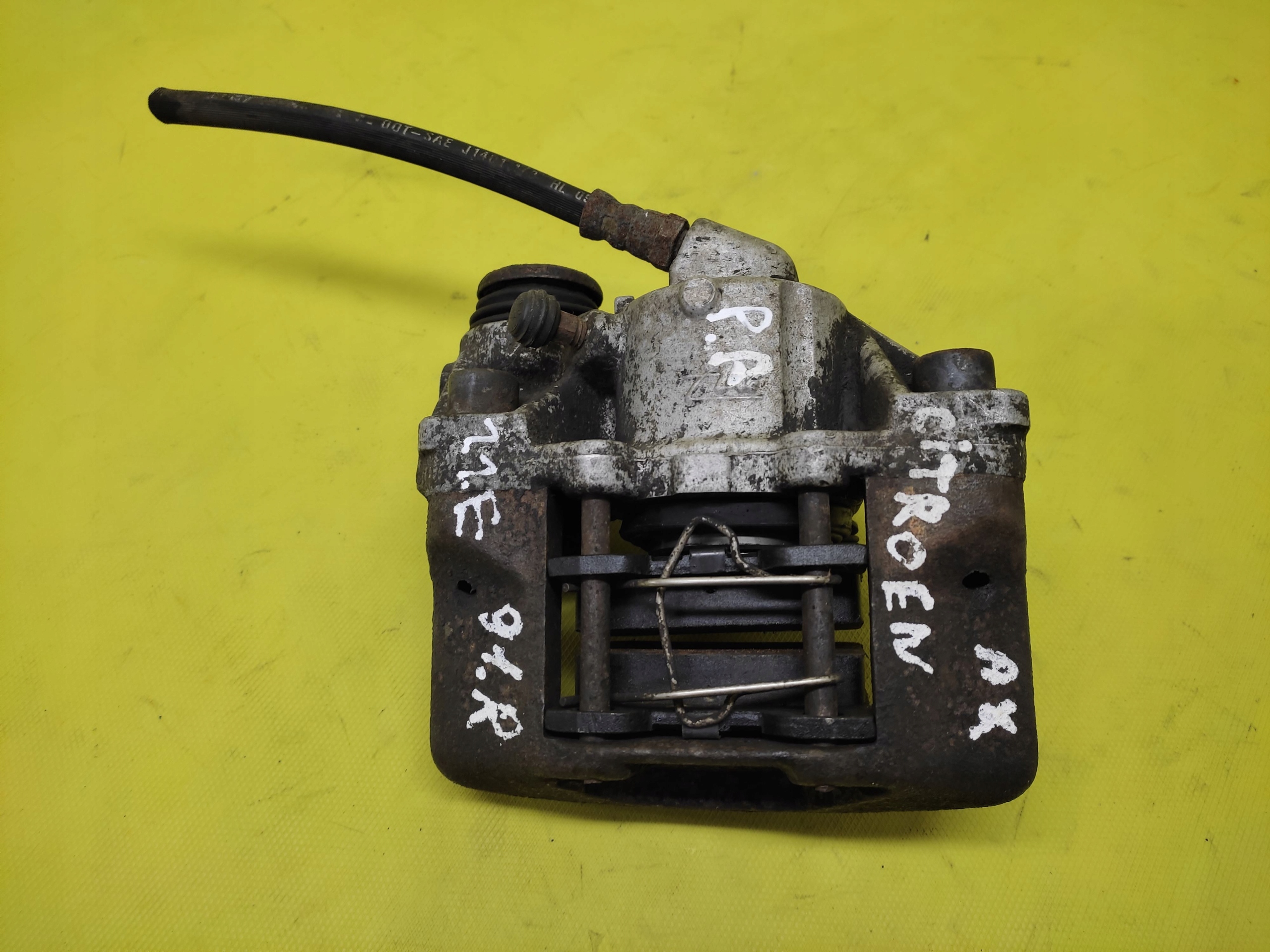 CITROEN AX 1.1 caliper brake right front