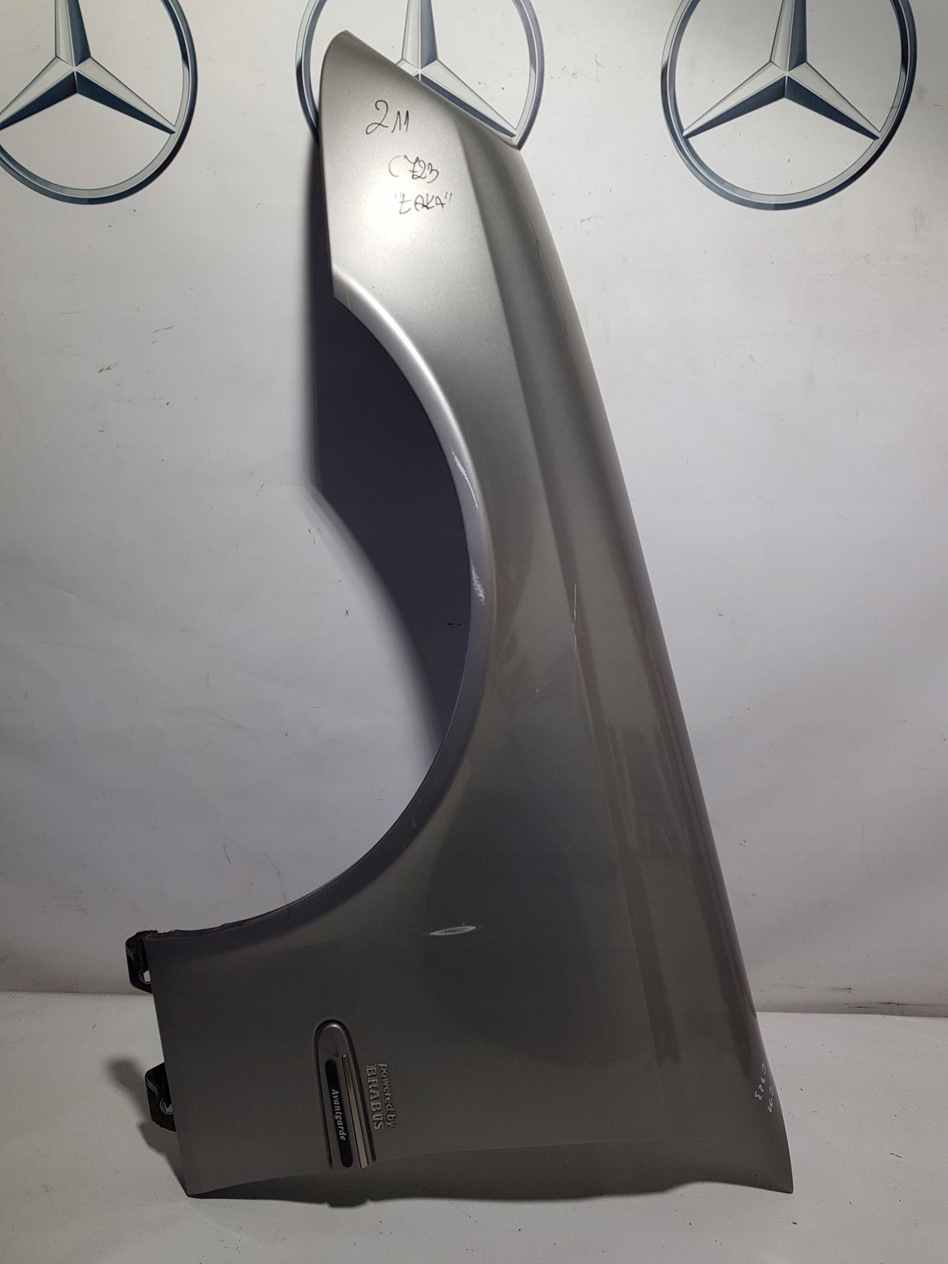 fender front front left Mercedes E W211 c723 723