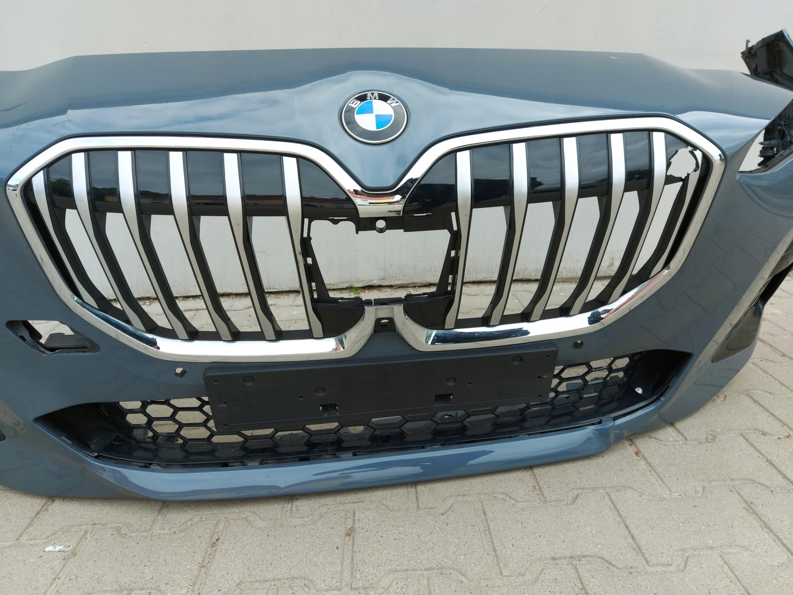 BMW U06 220d bumper front front grey C3N
