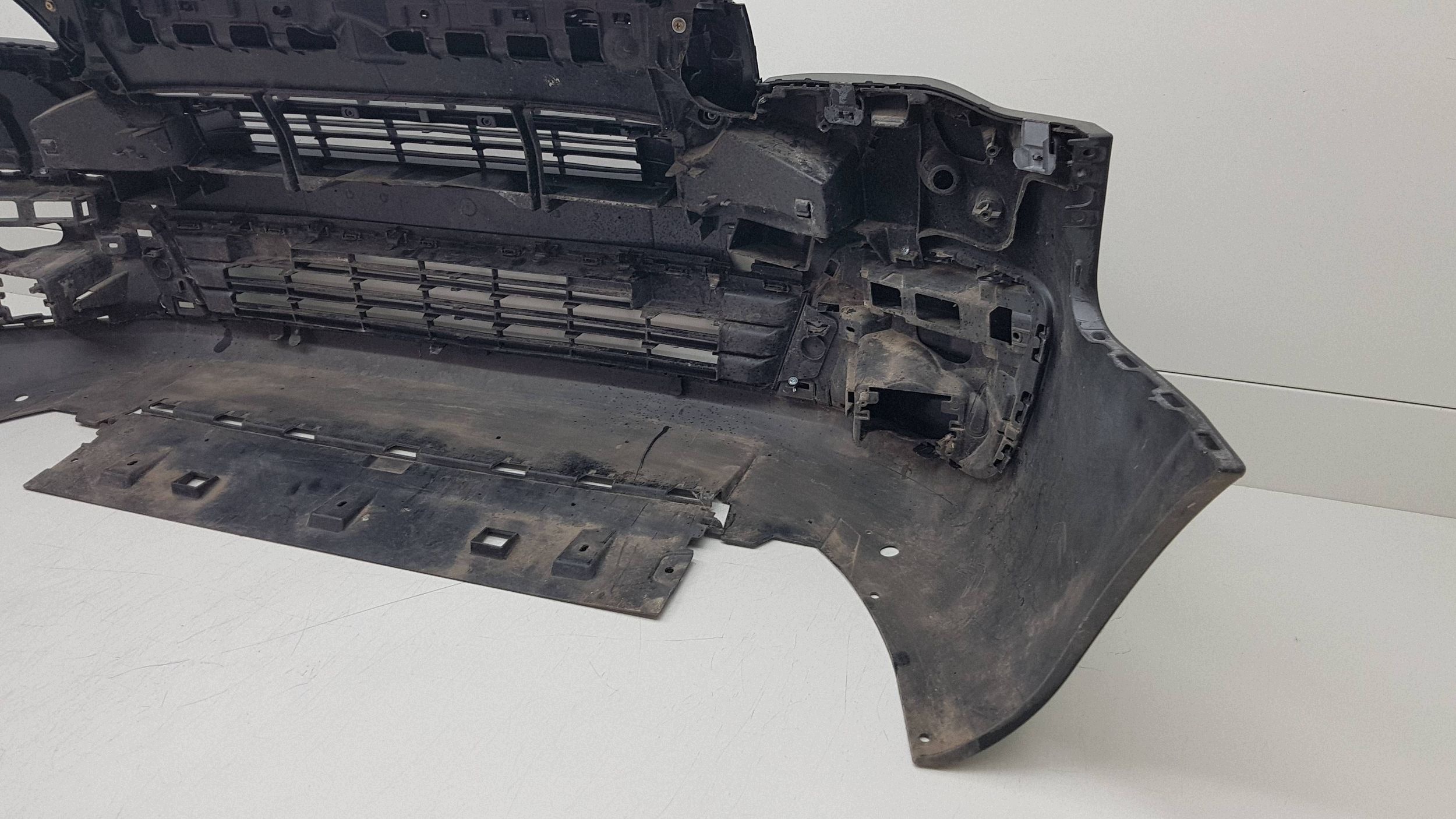 PEUGEOT PARTNER IV 4 2015 - bumper front 9810923277