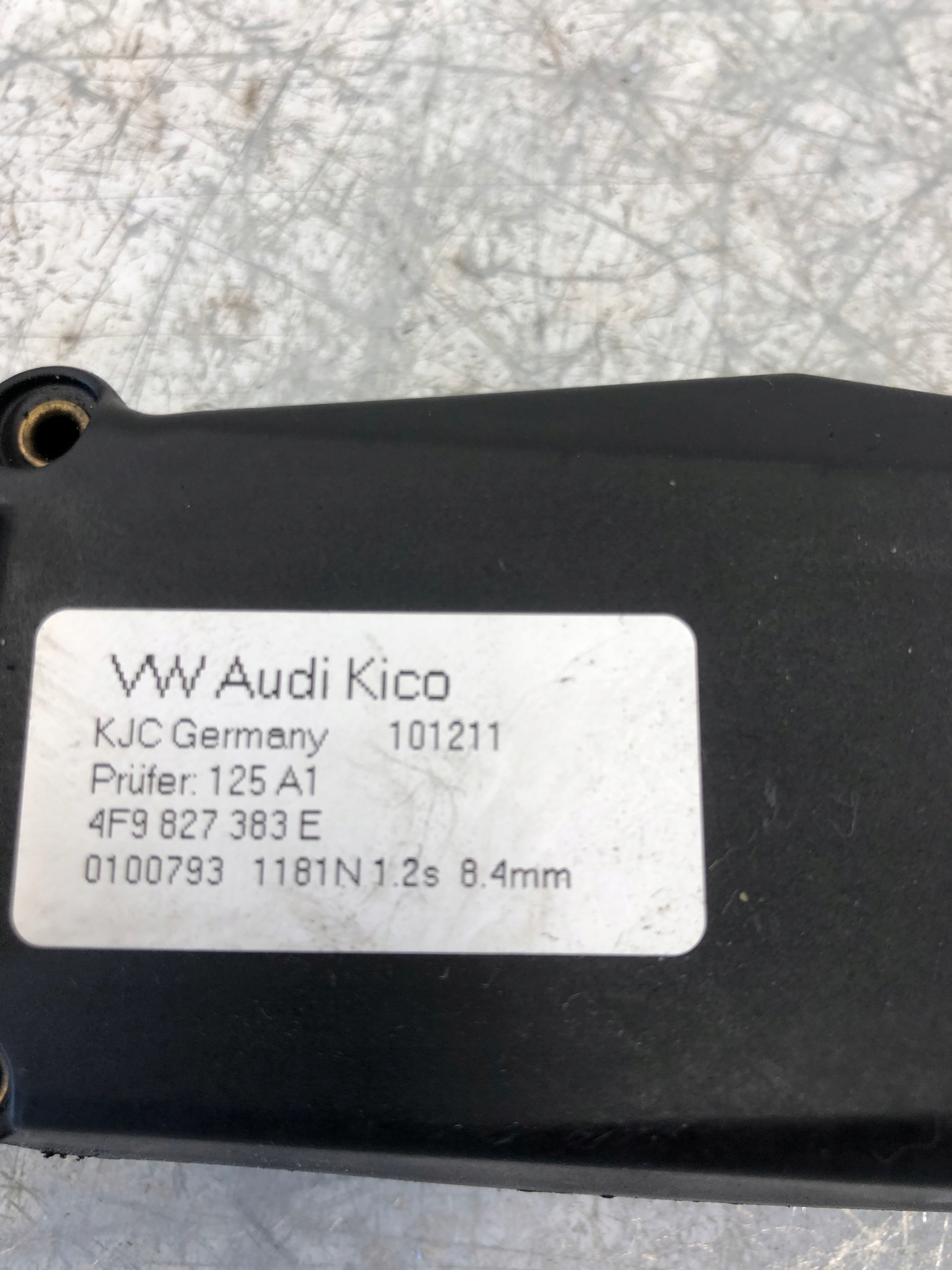 lock DOCIAG bonnet AUDI A4 B8 A6 C6 4F9827383E