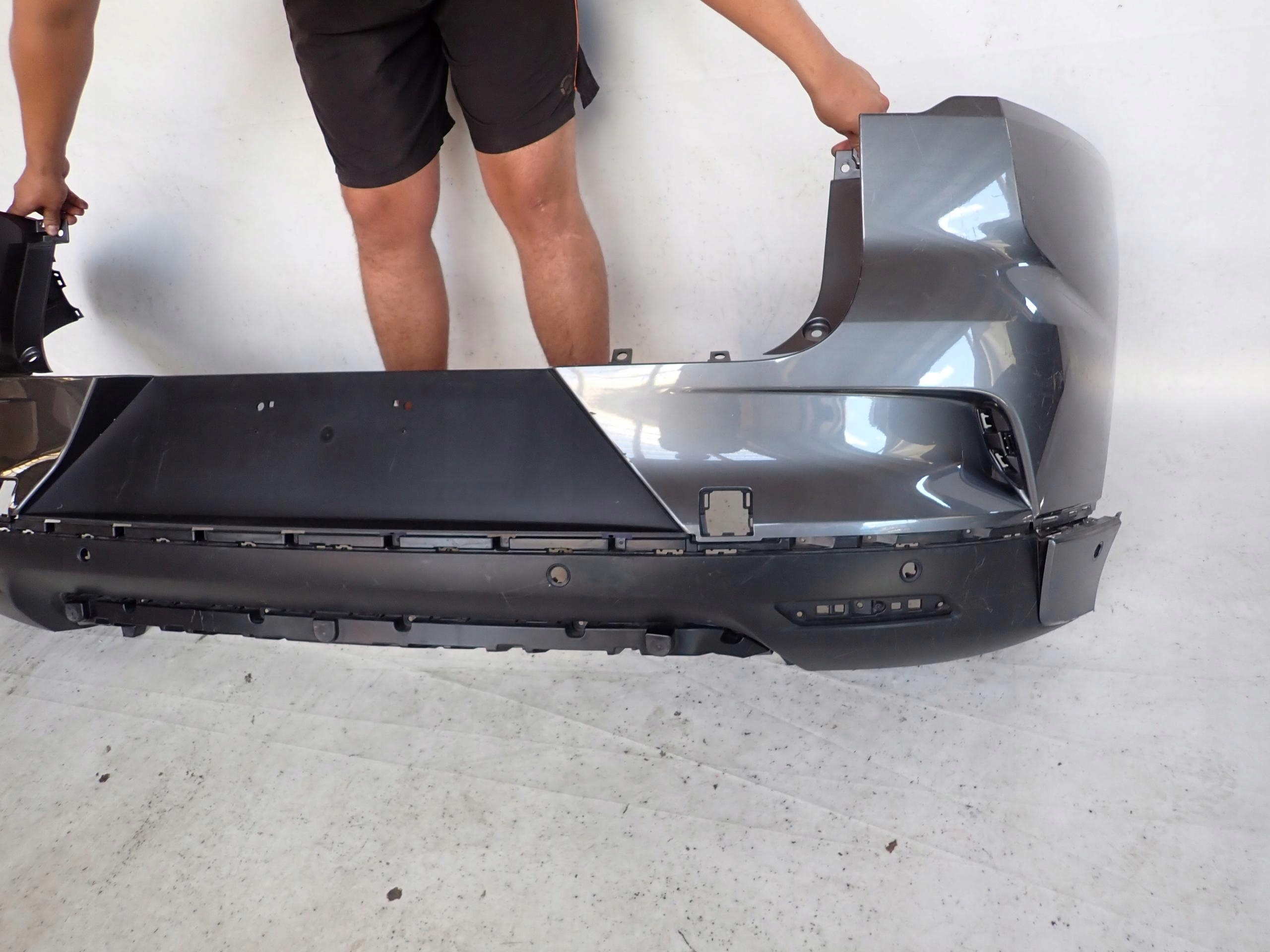 JAGUAR e-PACE 18- Paraurti posteriore posteriore PDC