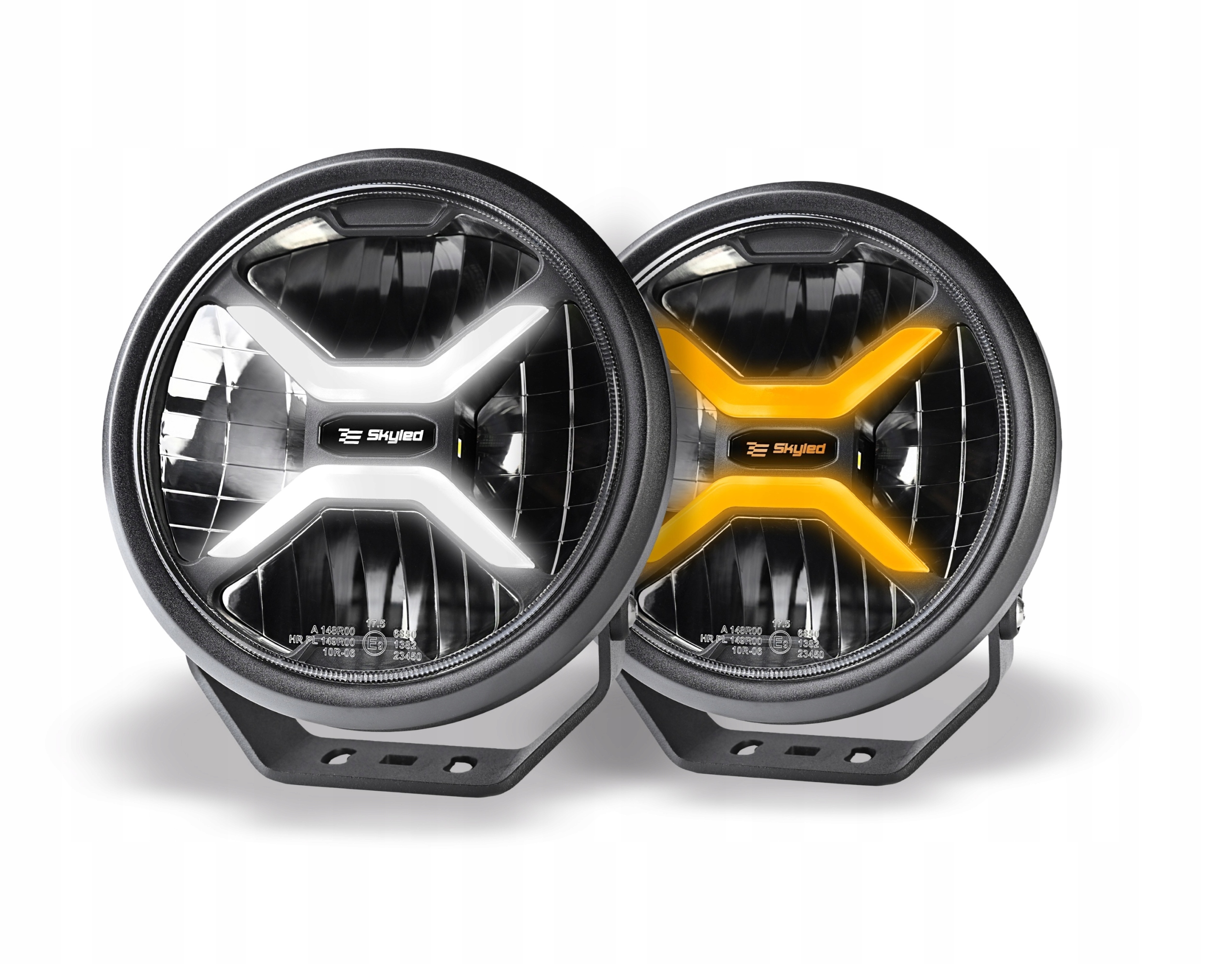 Reflektor dalekosiężny SKYLED CRUX 7X Full LED ze światłami pozycyjnymi