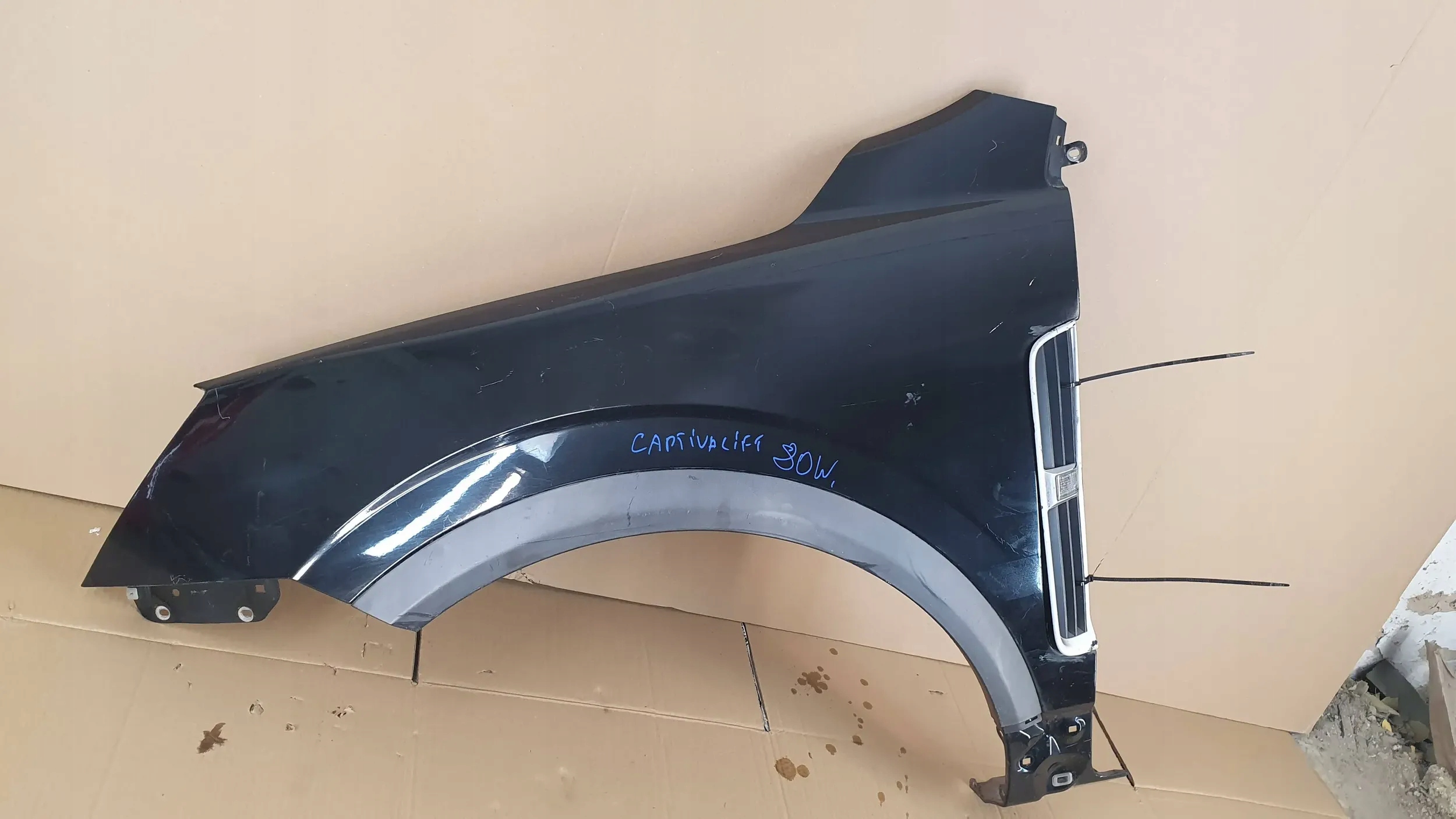 Opel Antara lift 10- left fender front front $