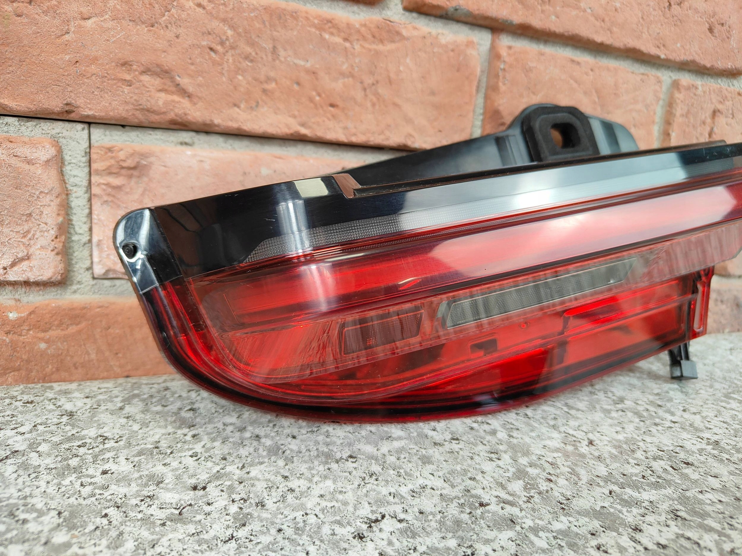 02f6b9784bc98ad15db2365d288f