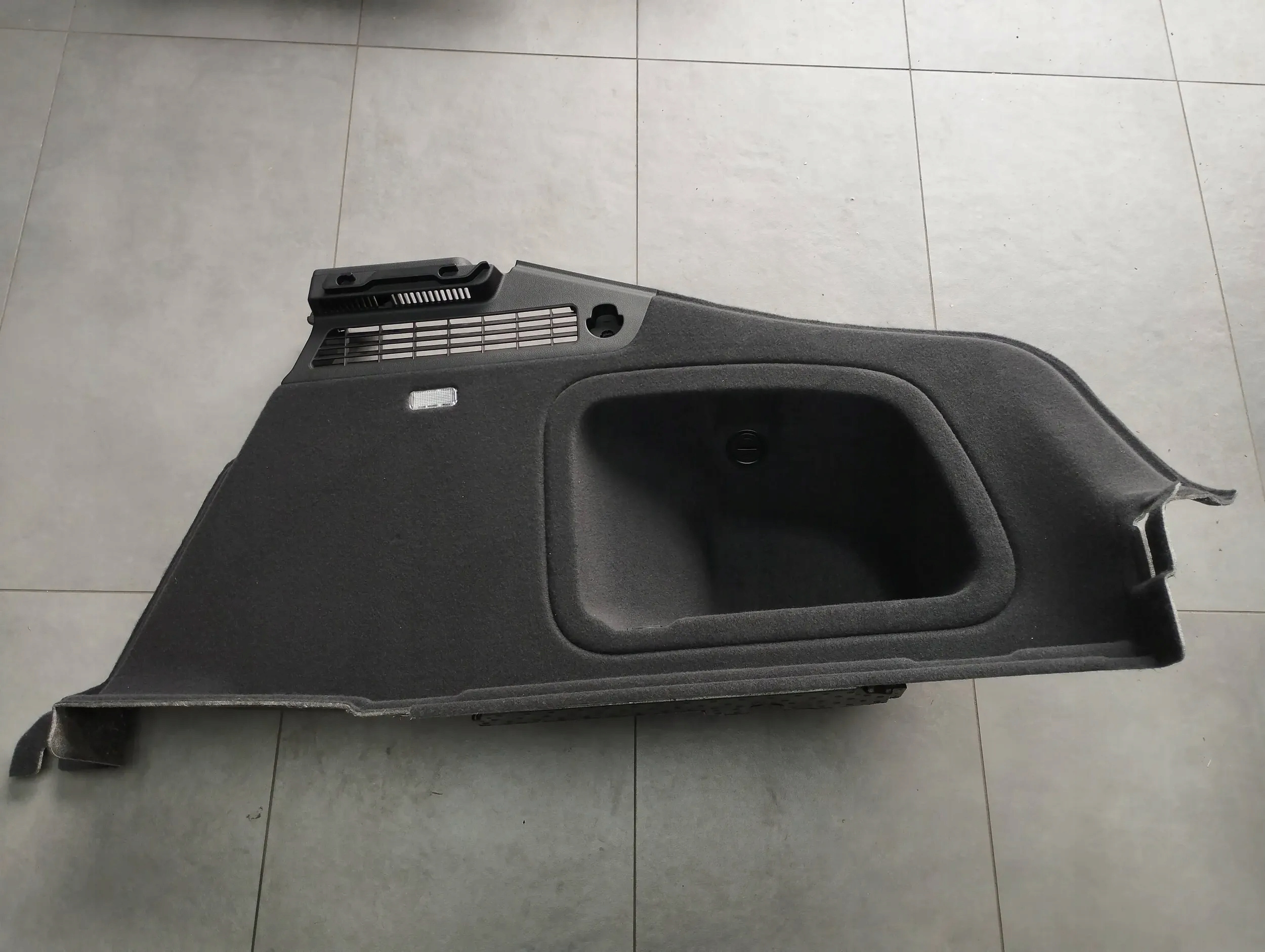 Audi A5 Sportback 8TA boot upholstery right 8T8863880M