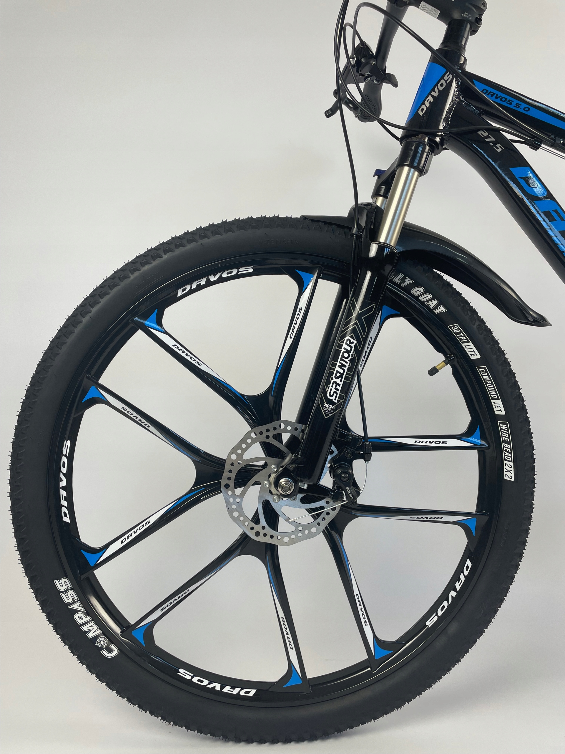 Rower MTB DAVOS 5.0 2xAMOR TARCZE 27,5 ALUFELGI Model 5.0