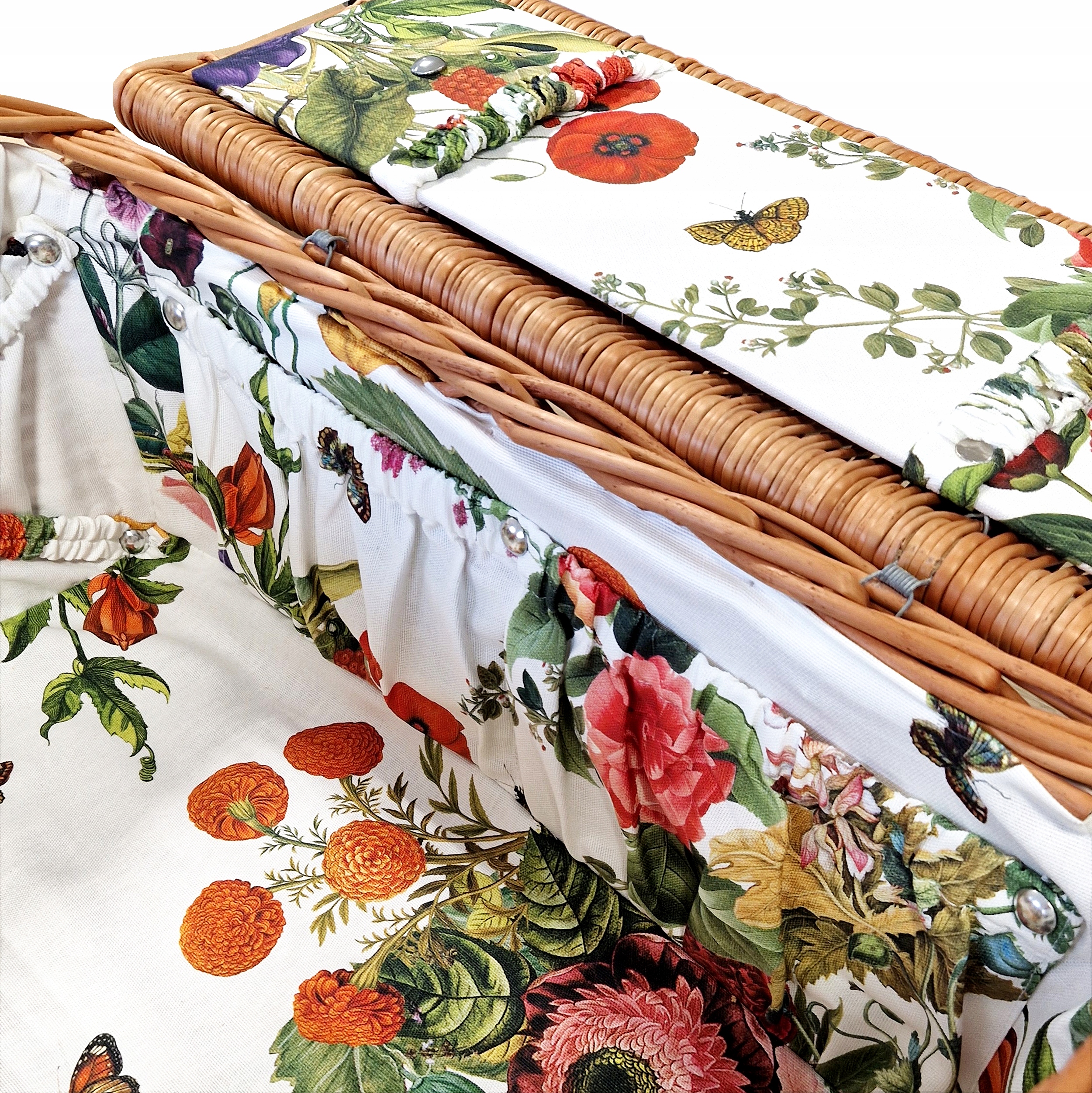 KOSZ PIKNIKOWY DLA 4 OSÓB, WIKLINOWY, PRODUCENT, POLSKA PRODUKCJA. Materiał wiklina