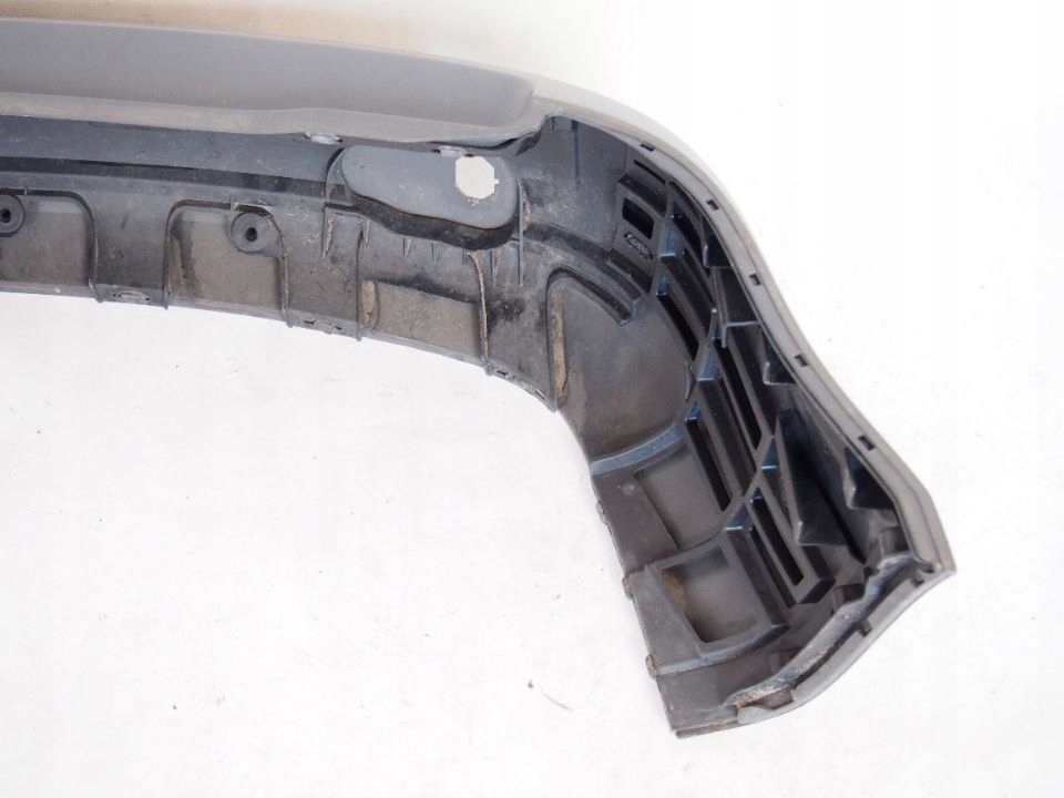 Volkswagen Caddy 03r Stoßstange heck hinten VW 2003