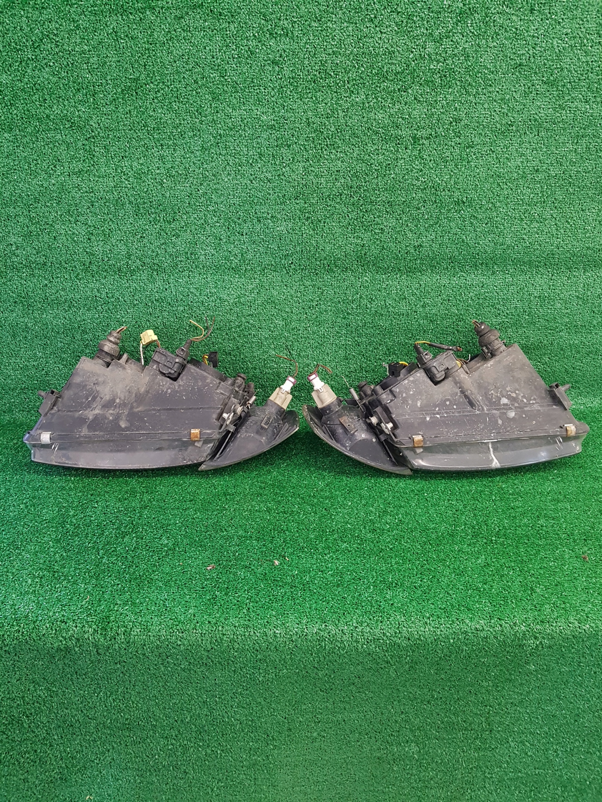 lights front KOMPLET VOLKSWAGEN PASSAT B5