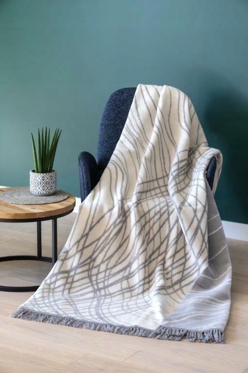 Akrylová bavlněná deka 150x200 linie krémově šedá, přehoz pléd