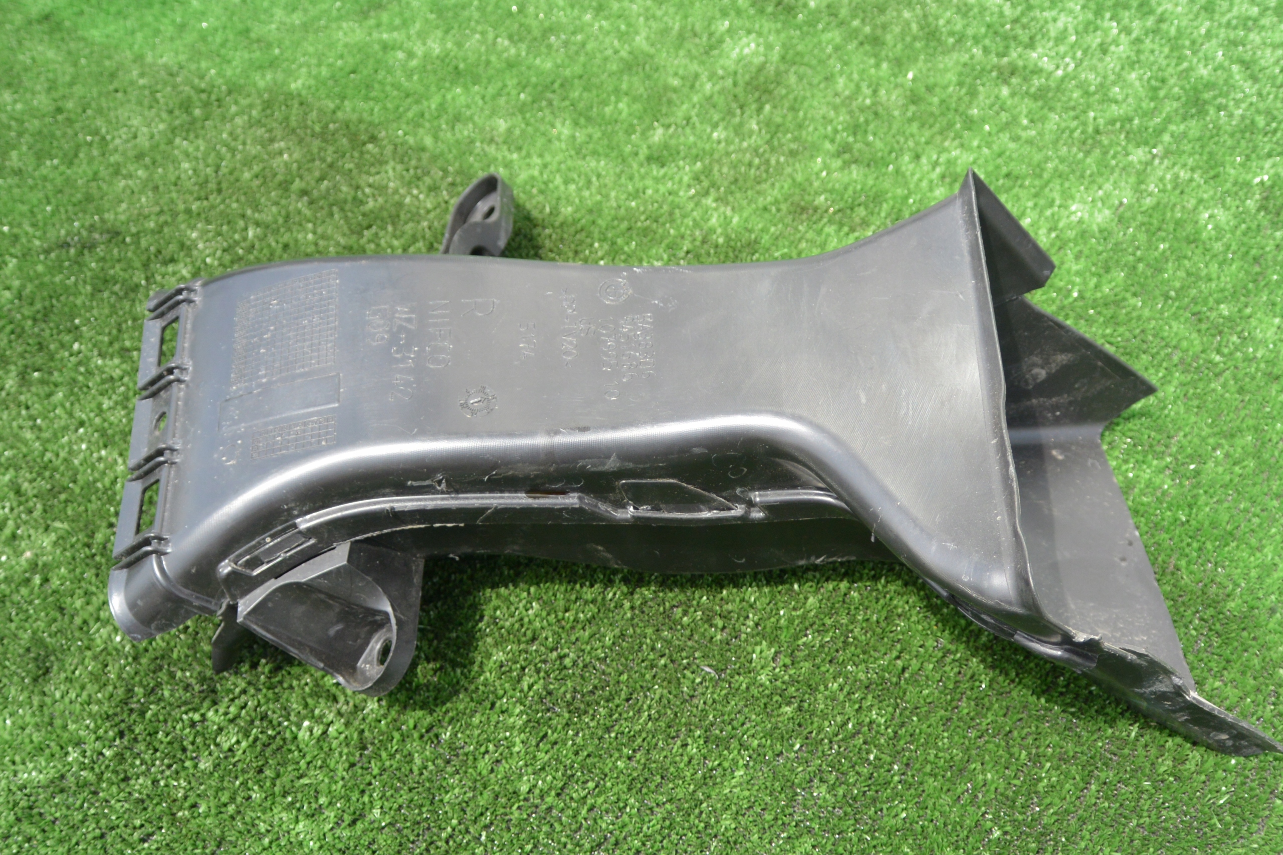 BMW G09 XM drain intake air right original