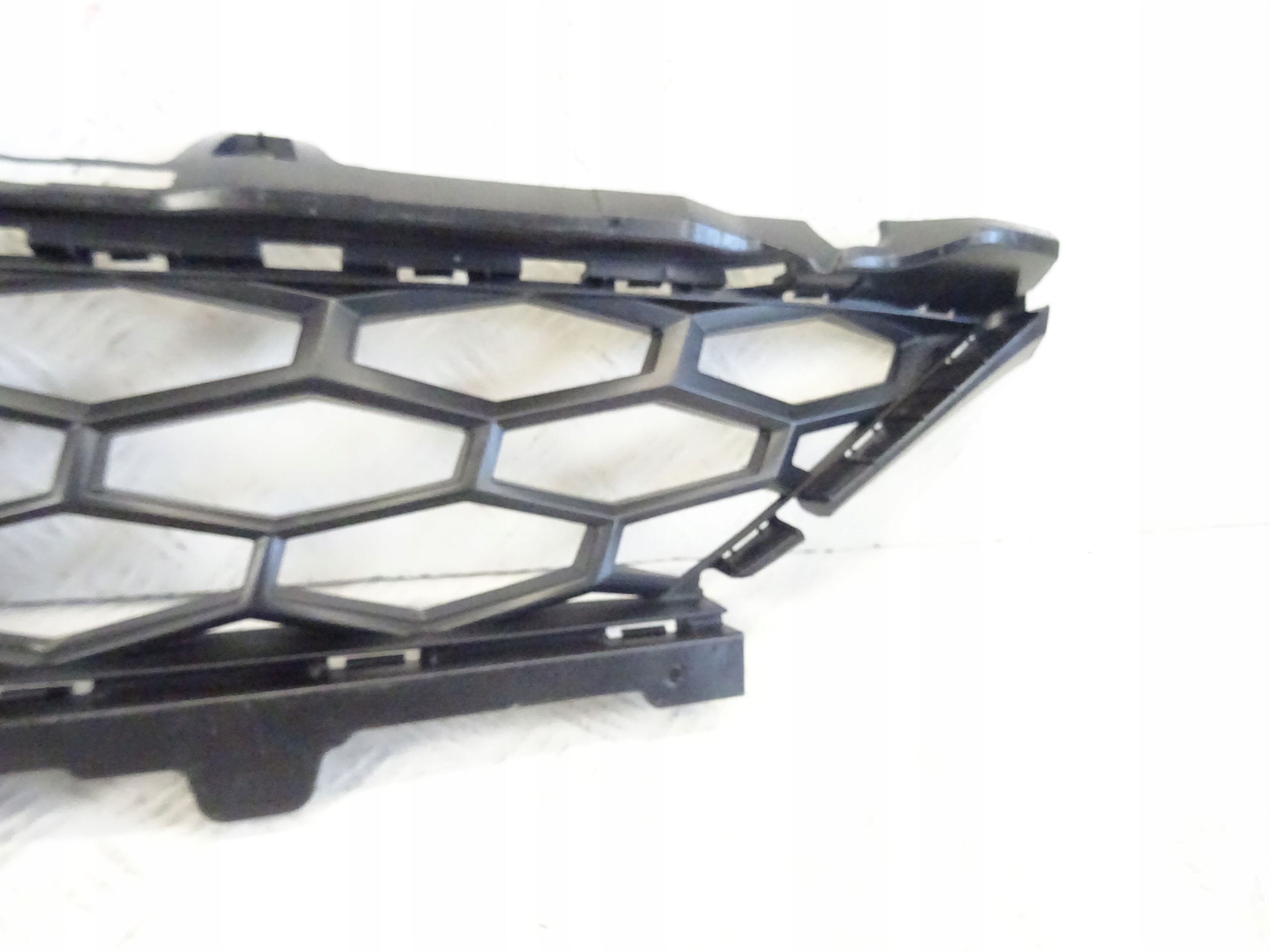 grid of a bumper front front KIA SPORTAGE V GT-LINE 86531-R2CB0