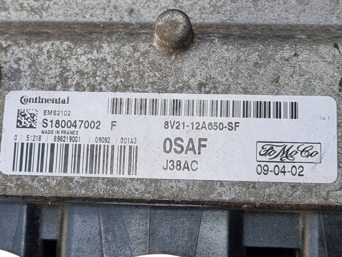control unit of the engine Ford Fiesta 6 2009 8V21-12A650-SF