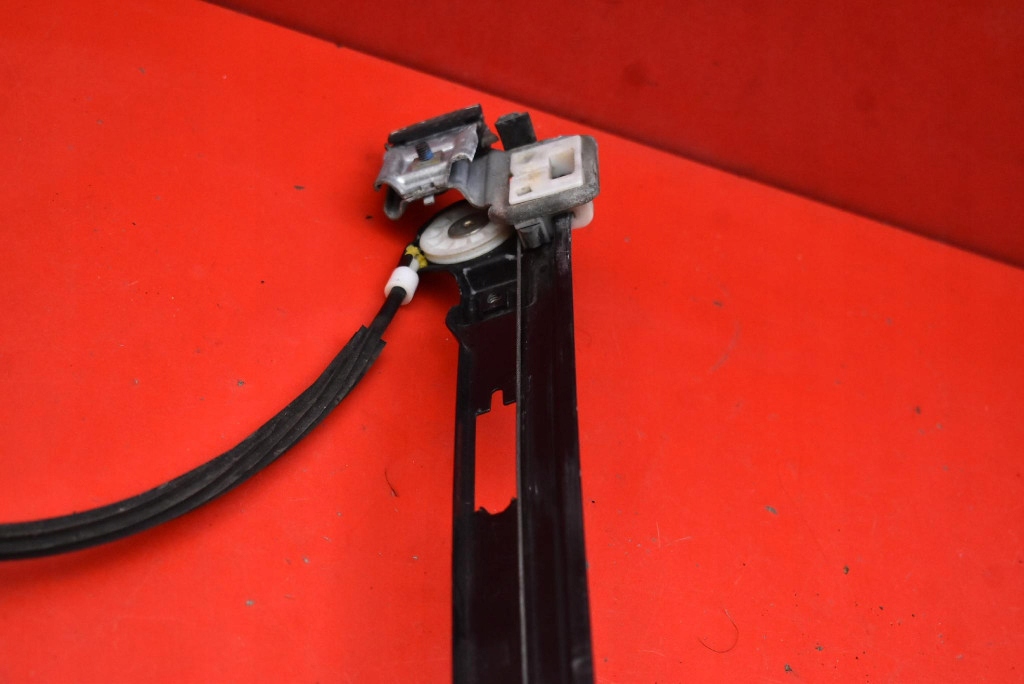 window regulator left front EU 5P0837401A SEAT ALTEA 04-09