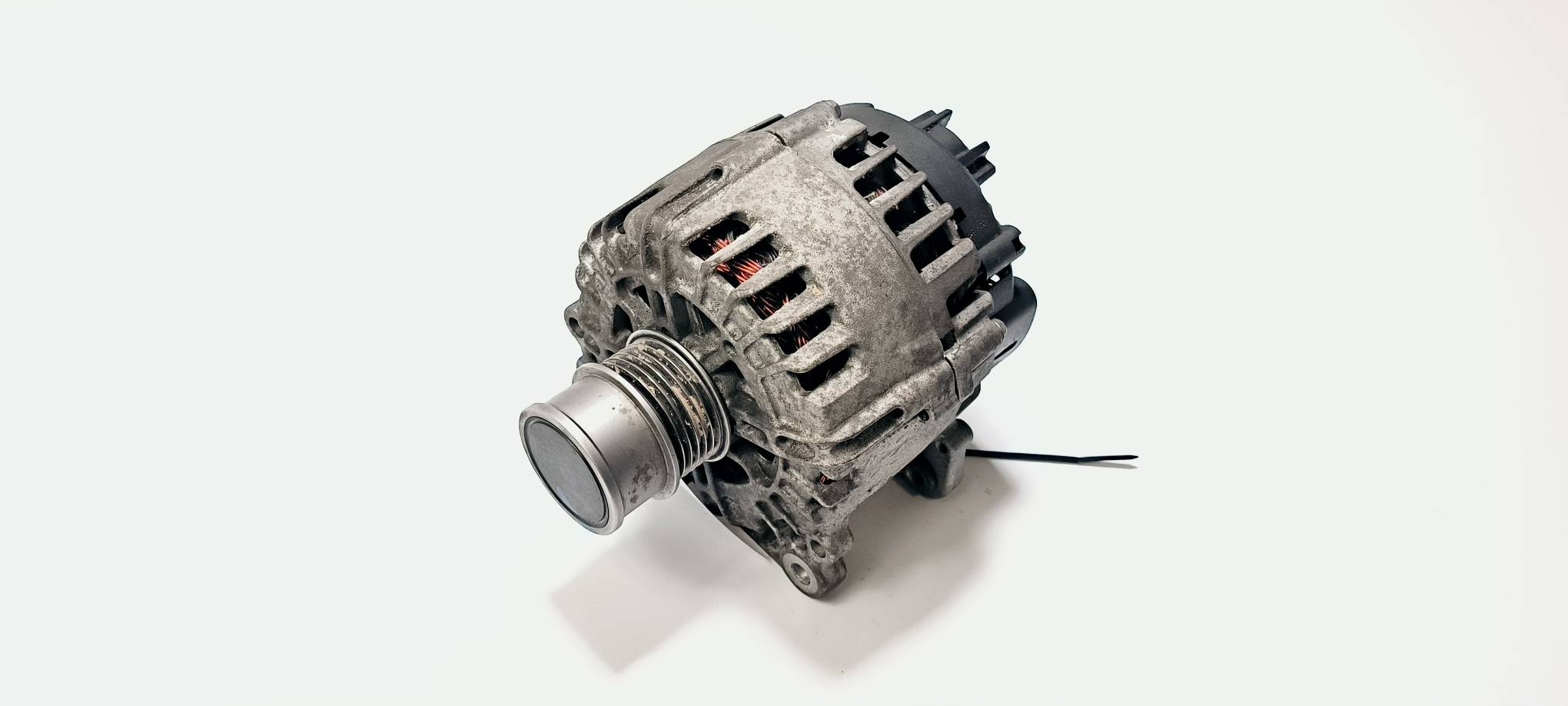 ALTERNATOR 04C903021A 1.5 TSI SKODA KAROQ