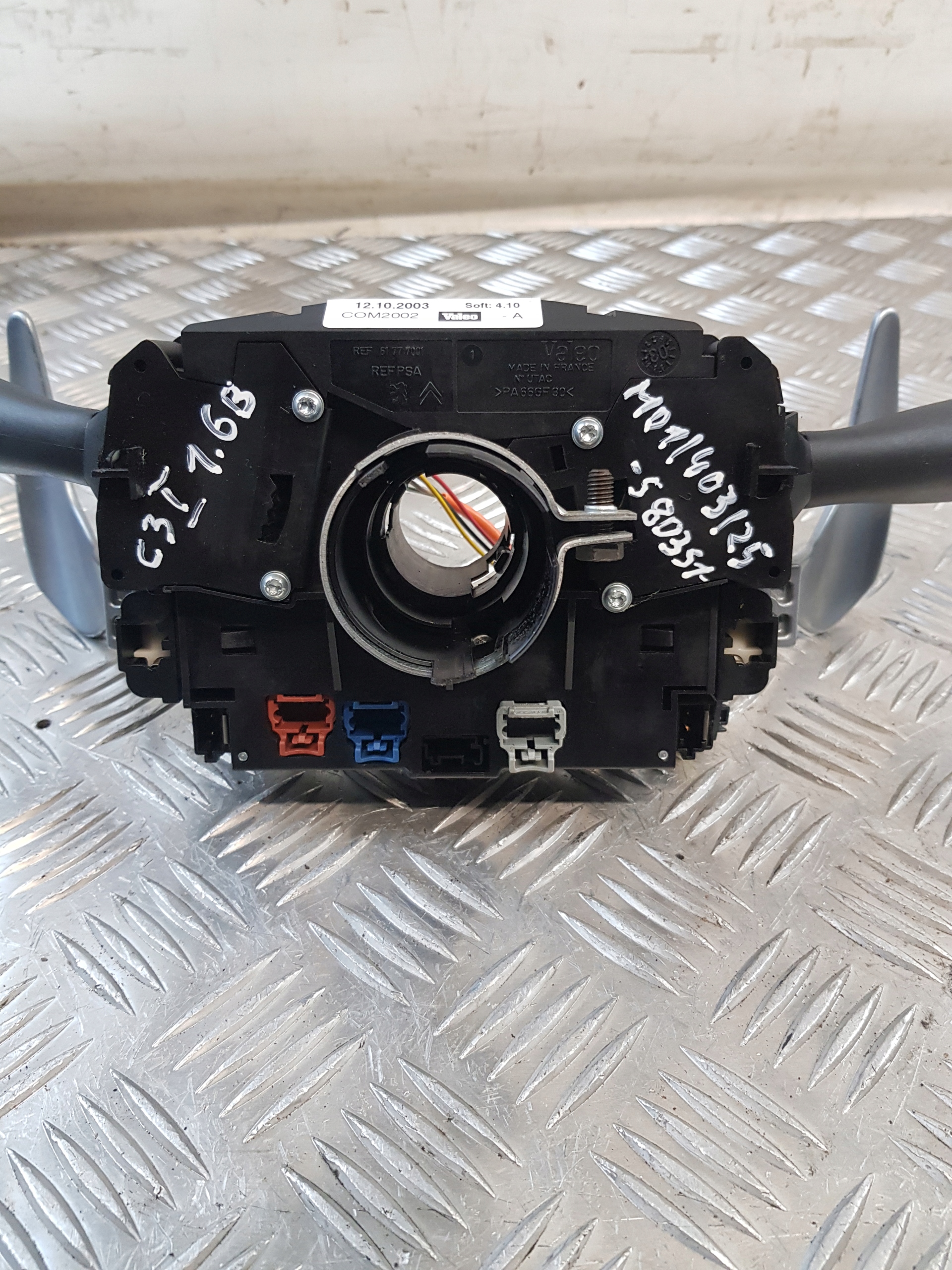 steering wheel levers and controls control ring CITROEN C3 and 1.6B AUTOMAT EU