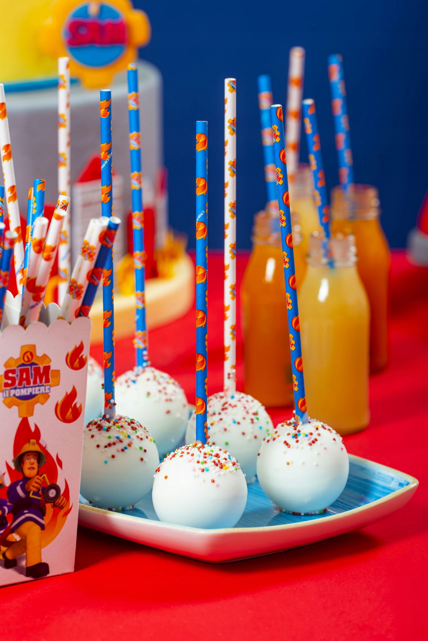 Słomki papierowe STRAŻAK SAM 80 szt Marka Decora