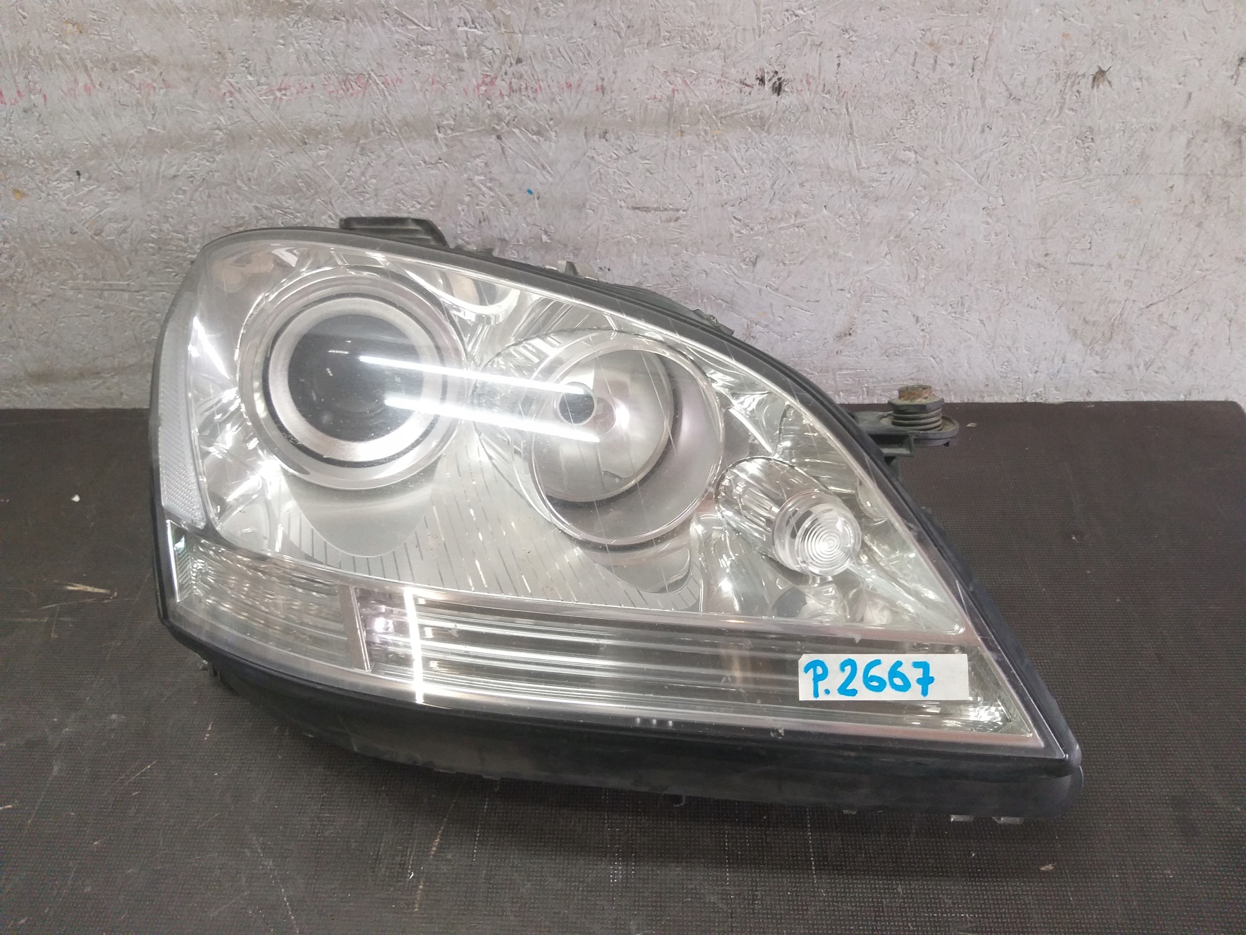 light front right MERCEDES ML W164