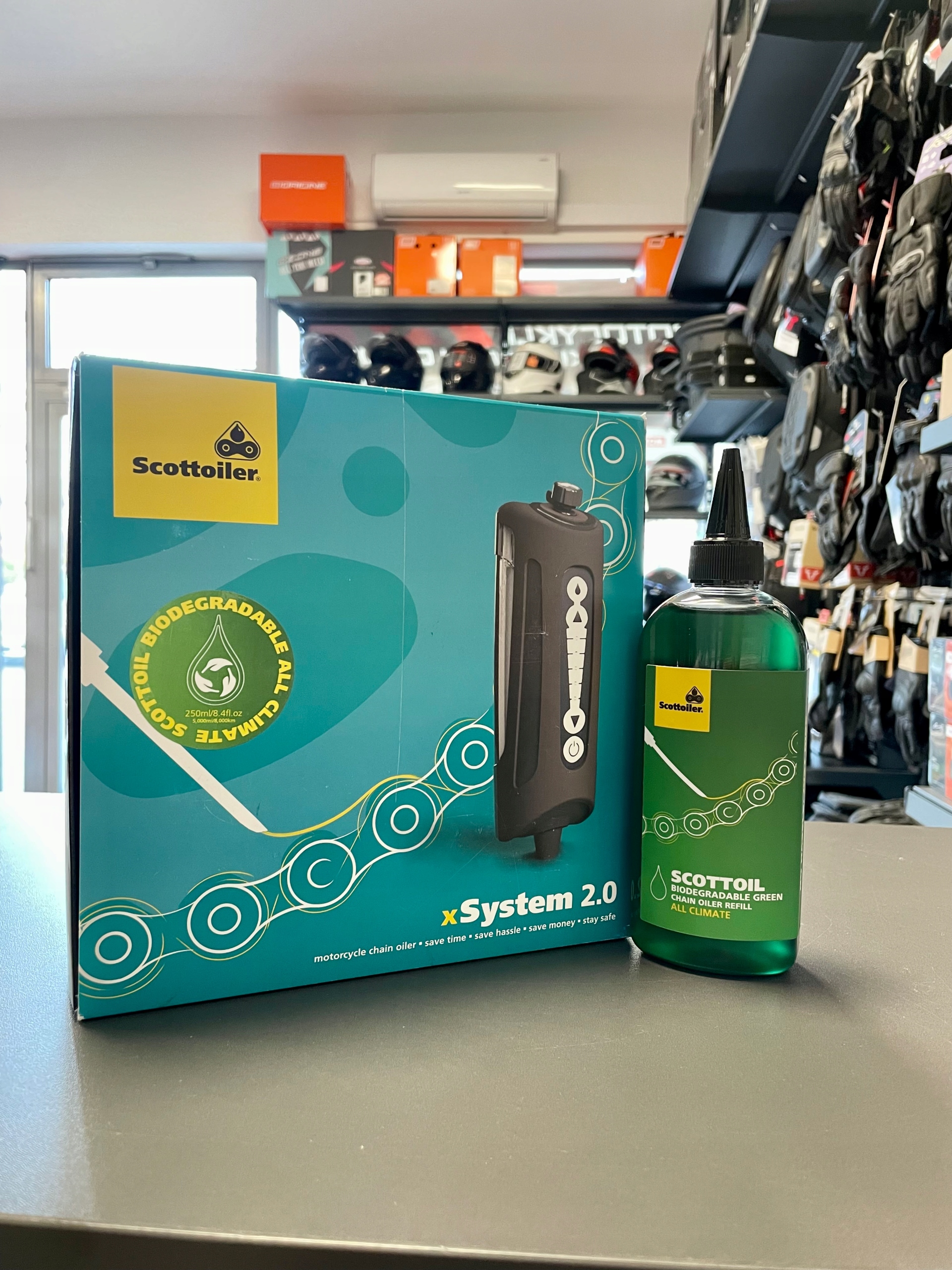 AUTOMATYCZNA OLEJARKA SCOTTOILER xSYSTEM V2 + OLEJ MODEL 2024 Numer katalogowy części SO-8005-20