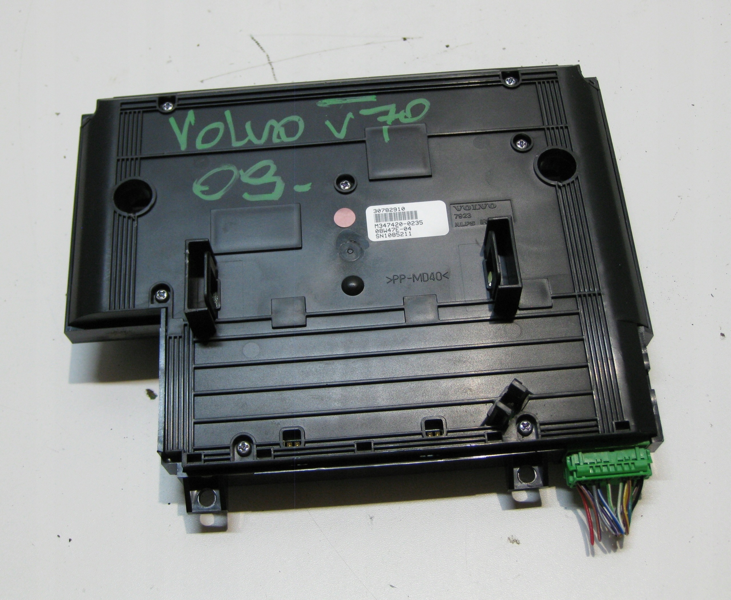 VOLVO V70 2.0 D 09R PANEL bocchette radio 30782910