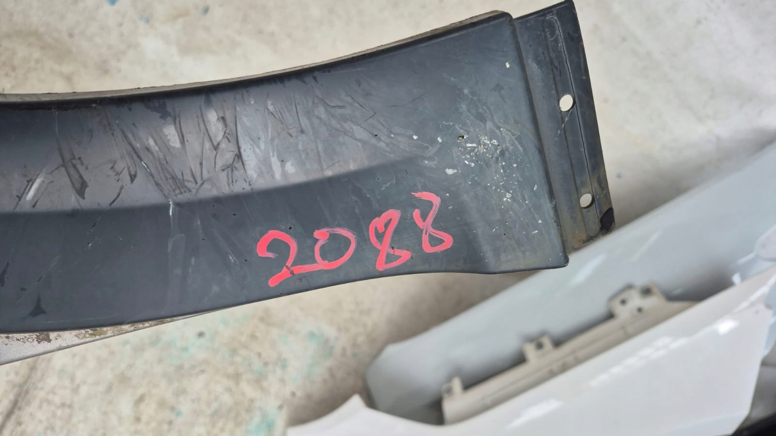 SKODA OCTAVIA II 2 SCOUT 07-08 fender front front right