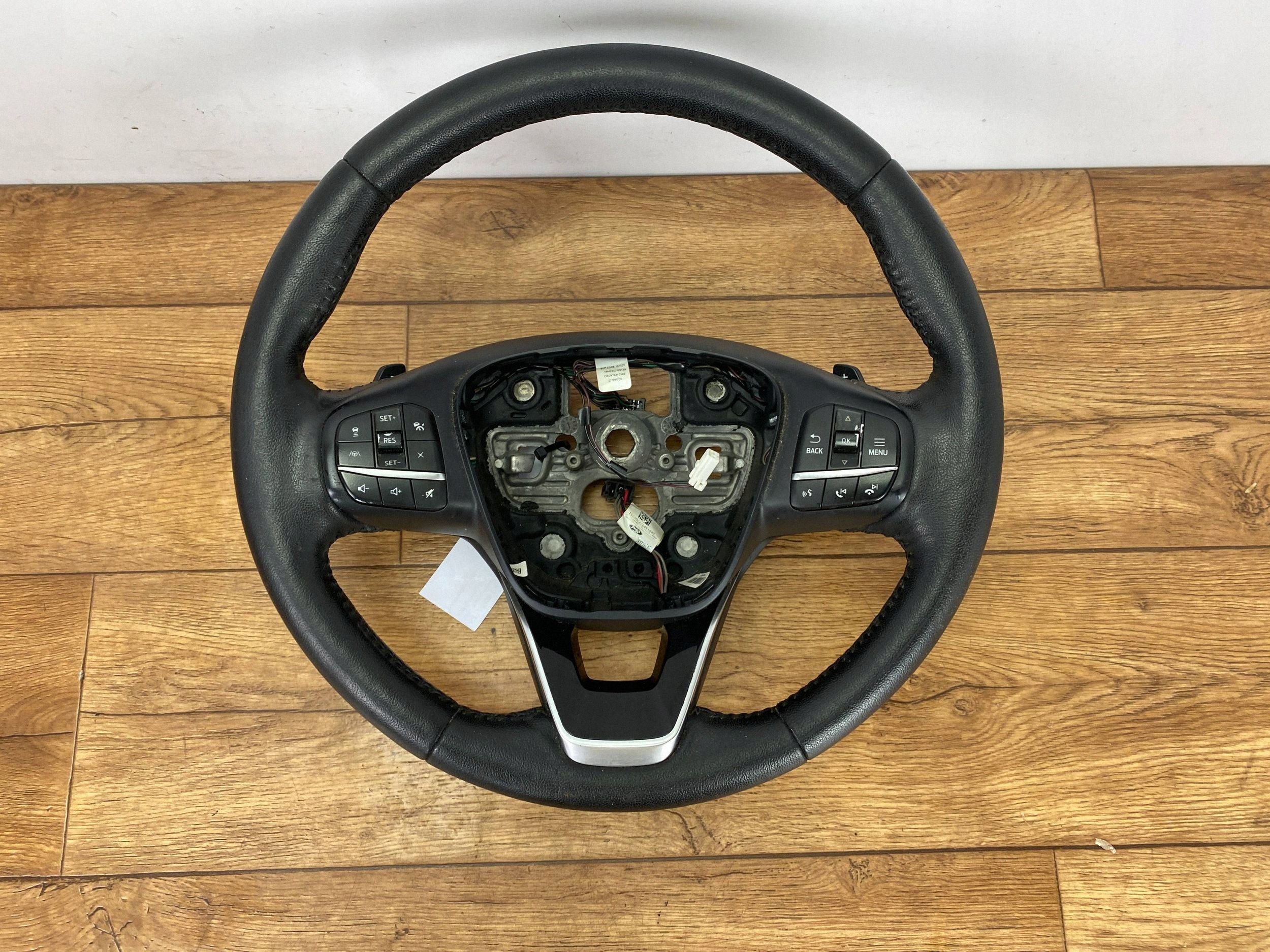 lenkrad Ford Escape IV Kuga MK3 2020+