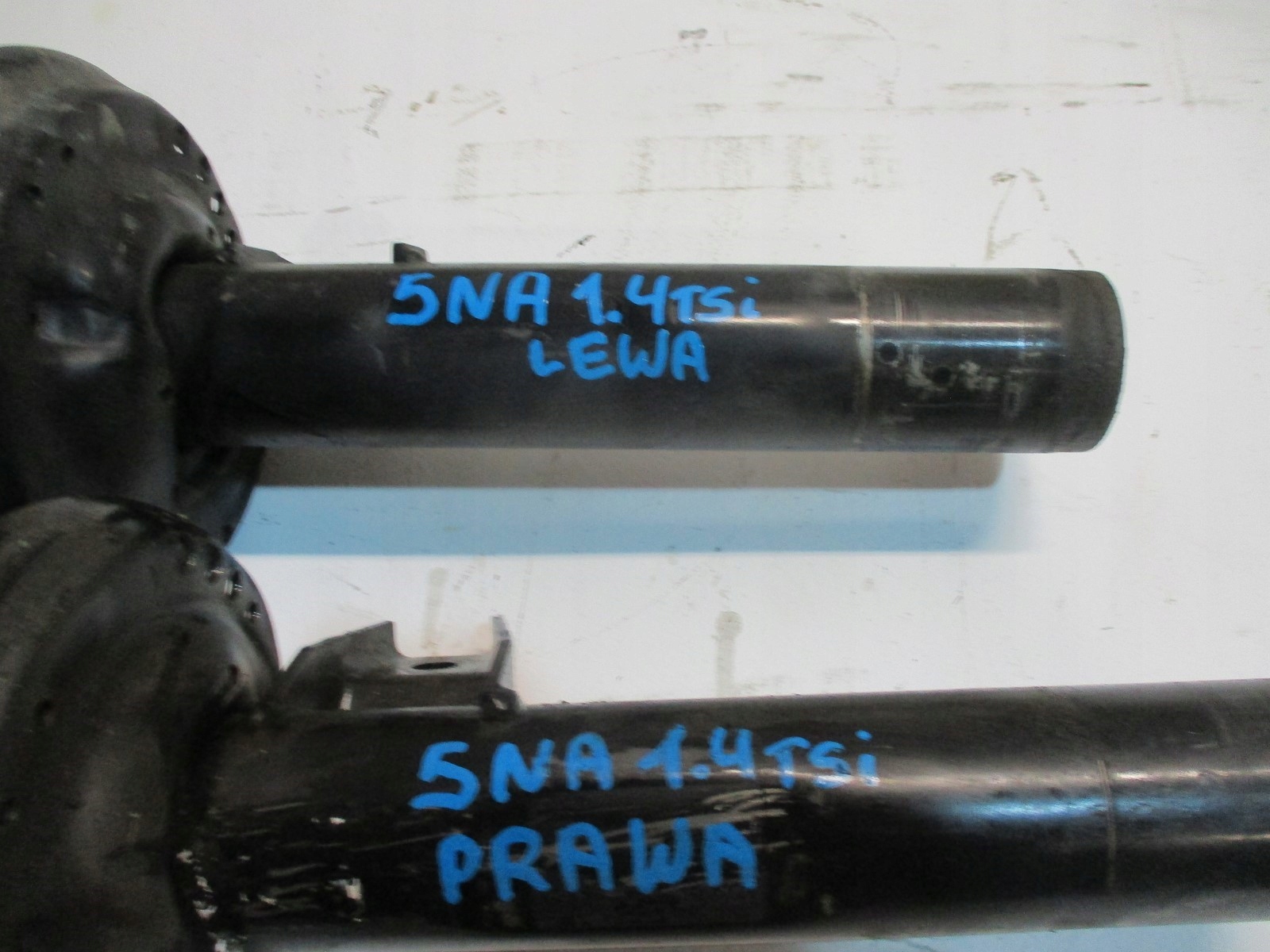 AMOR shock absorber VW TIGUAN II 5NA 1,4TSI front left