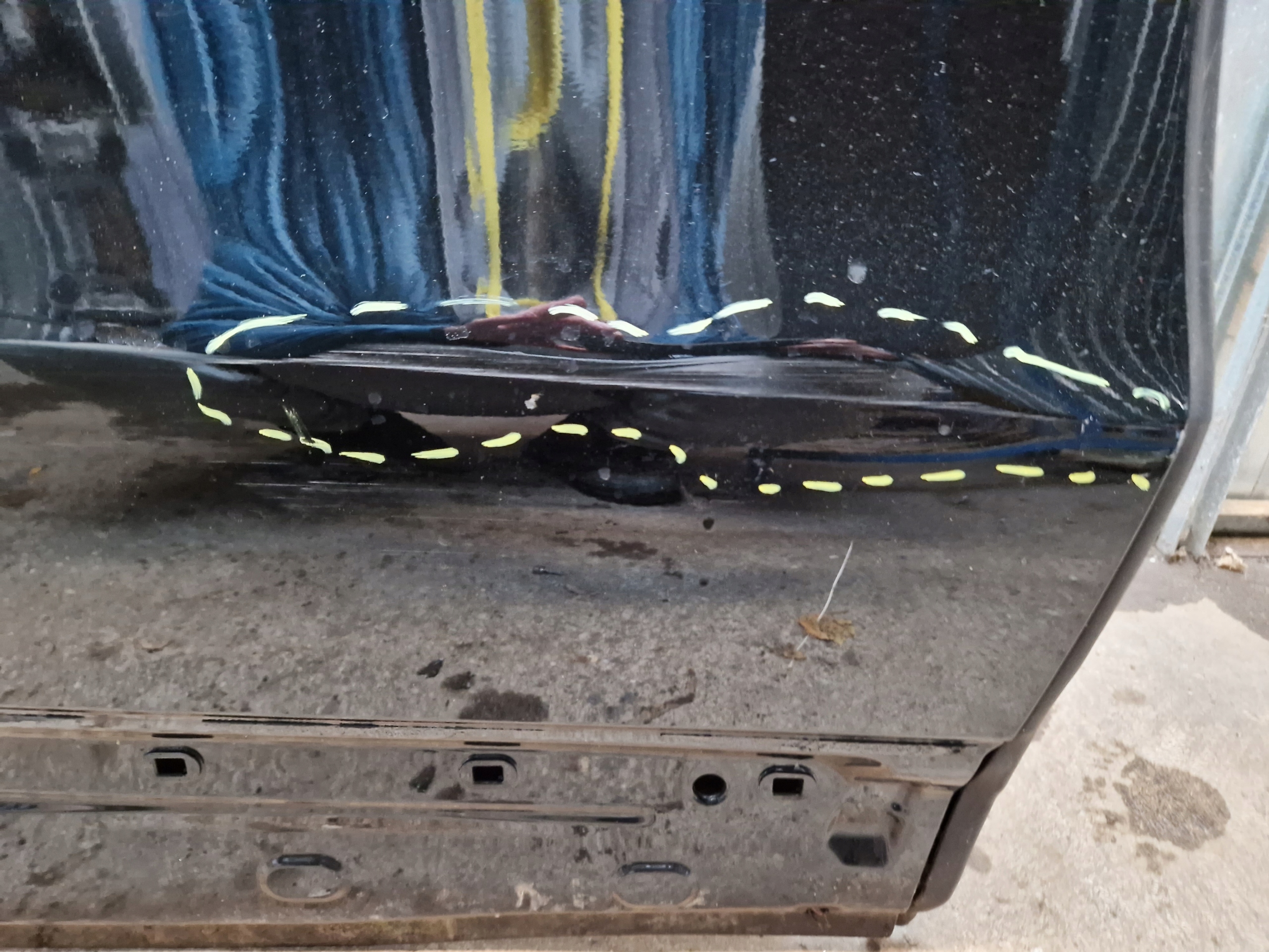 DRZWI TYŁ PRAWE MERCEDES GLB X247 W247 Strona zabudowy tył - prawa