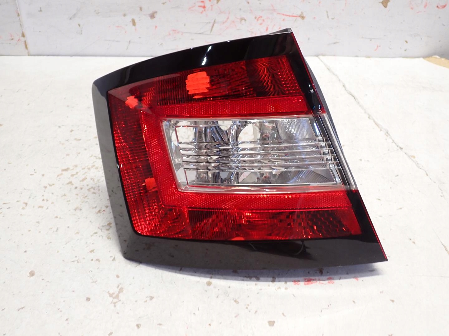 light rear part rear left SKODA FABIA III 2014- replacement 08-665-1935L-B