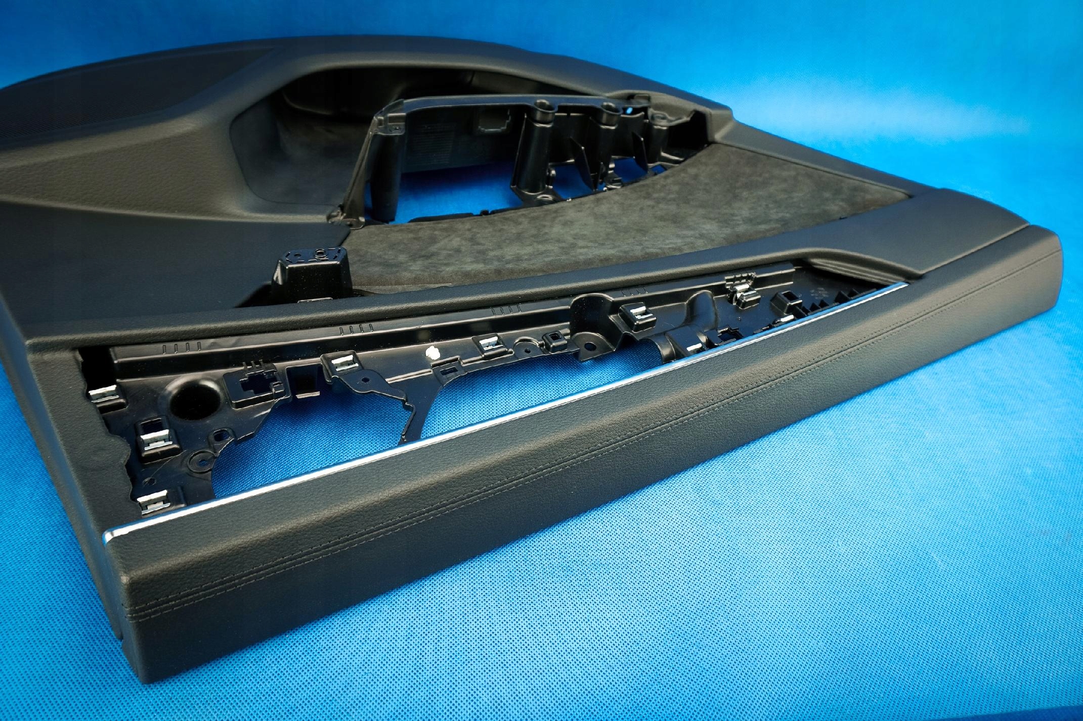 upholstery side door rear part left leather Audi A7 4K8