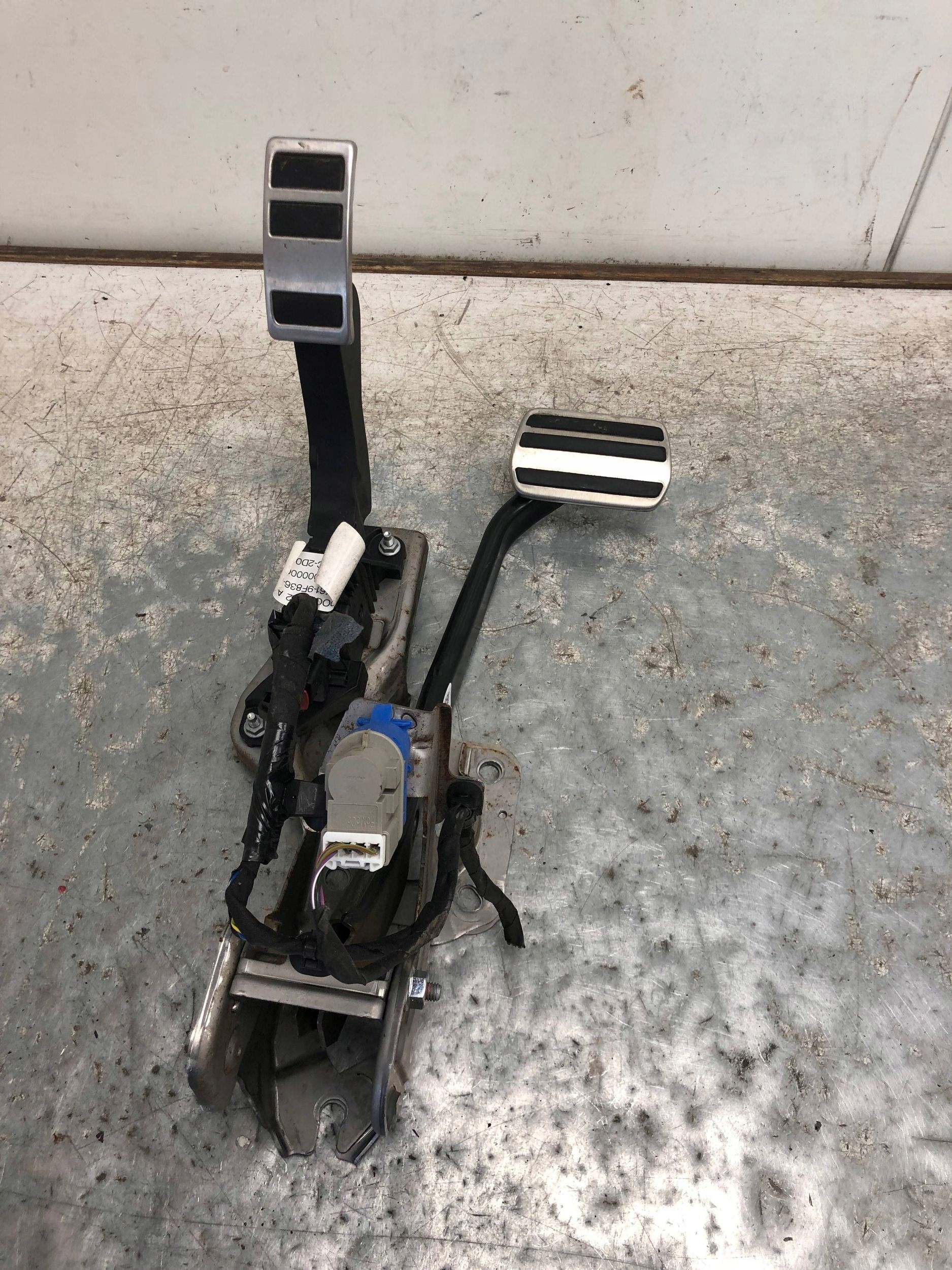 Gaspedal Bremse FORD FOCUS MK4 ST-LINE LX6C-2D094-FA JX61-9F836-EC