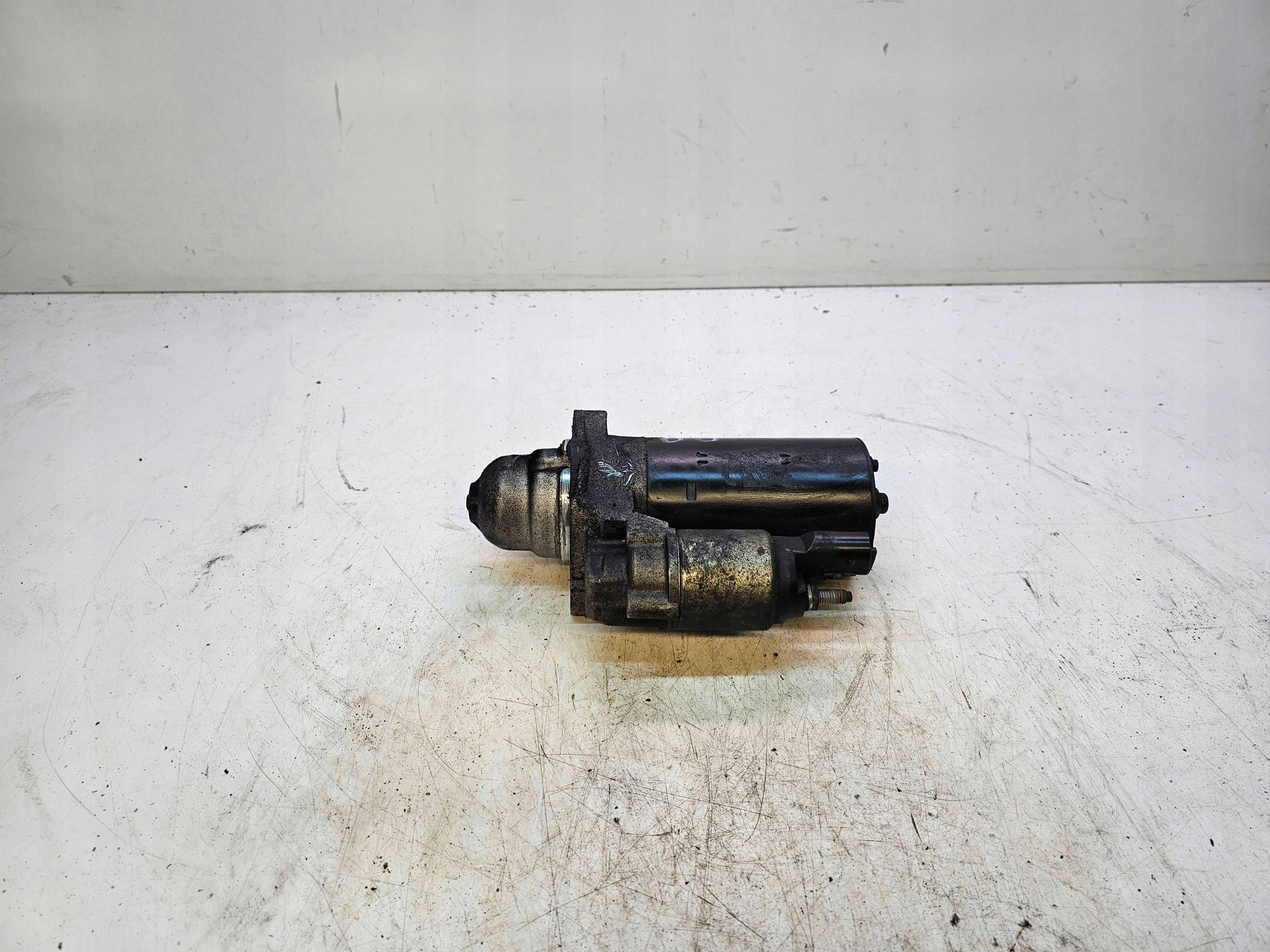 starter AUDI A6 C6 3.0 TDI 059911024D *88*