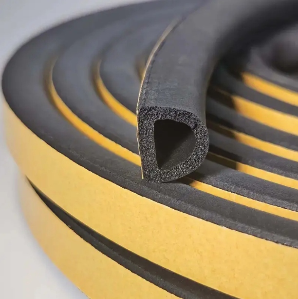 Uszczelka samoprzylepna okna drzwi 14x12 150m iMATX