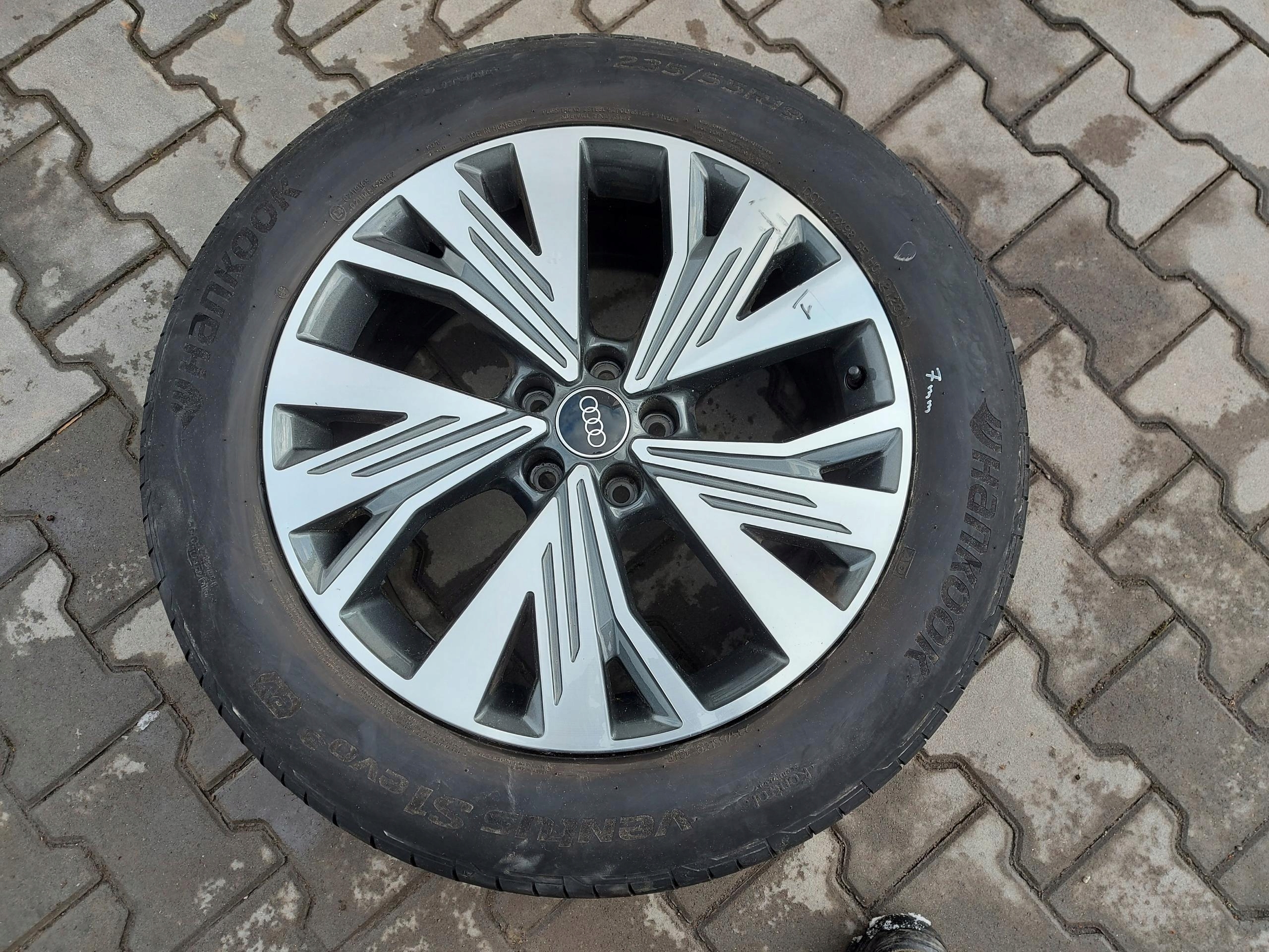 Audi Q4 E-TRON 89A 89E disk disk 235/55 R19 89A601025C
