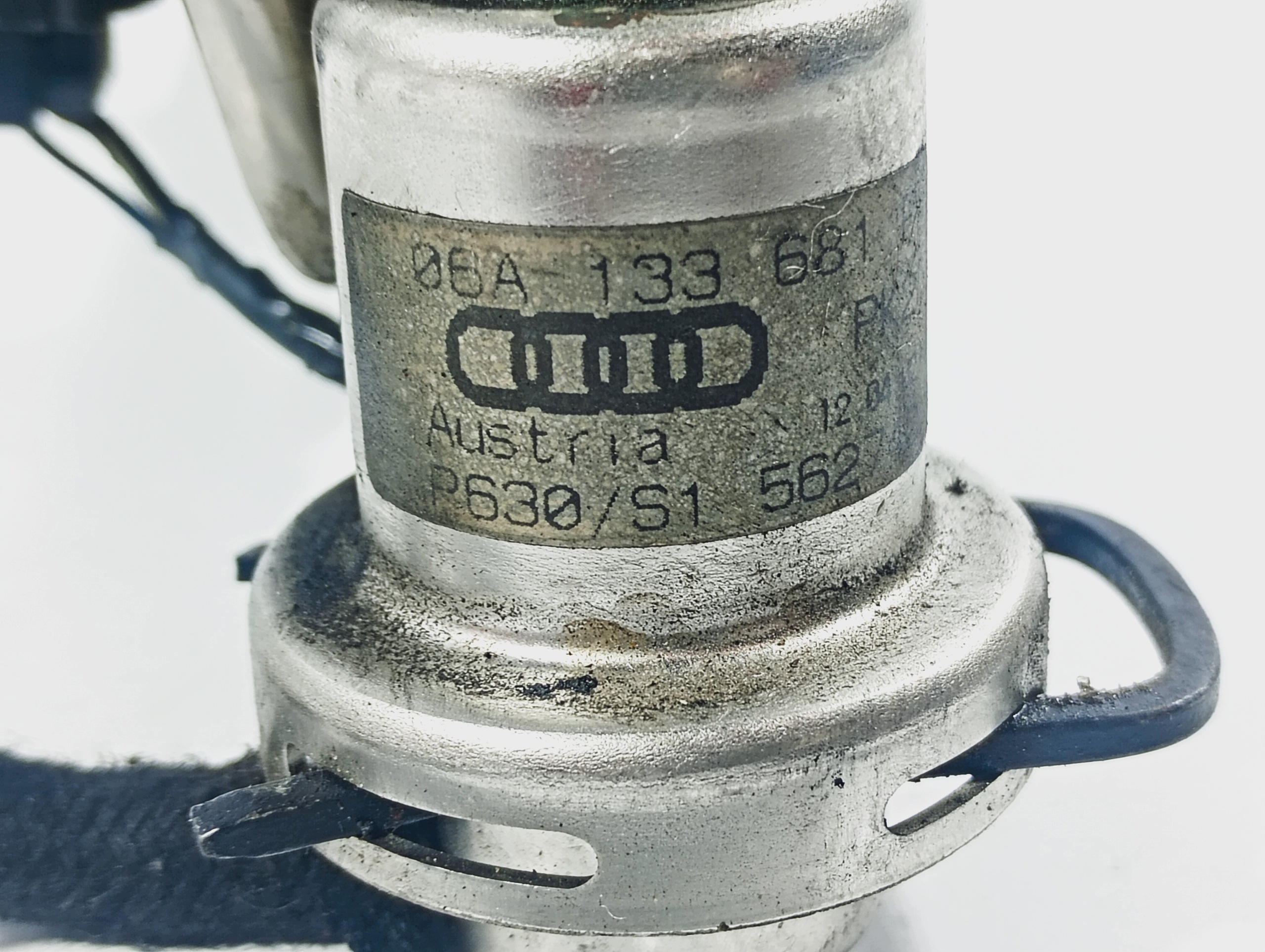 Rampe injection OE 06A133681F VW Sharan 1 95-10