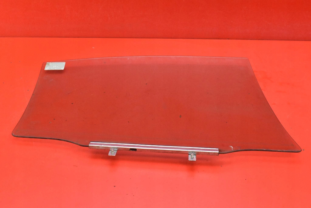 window side left rear part rear LEXUS GS300 2 II sedan LIFT 00-04
