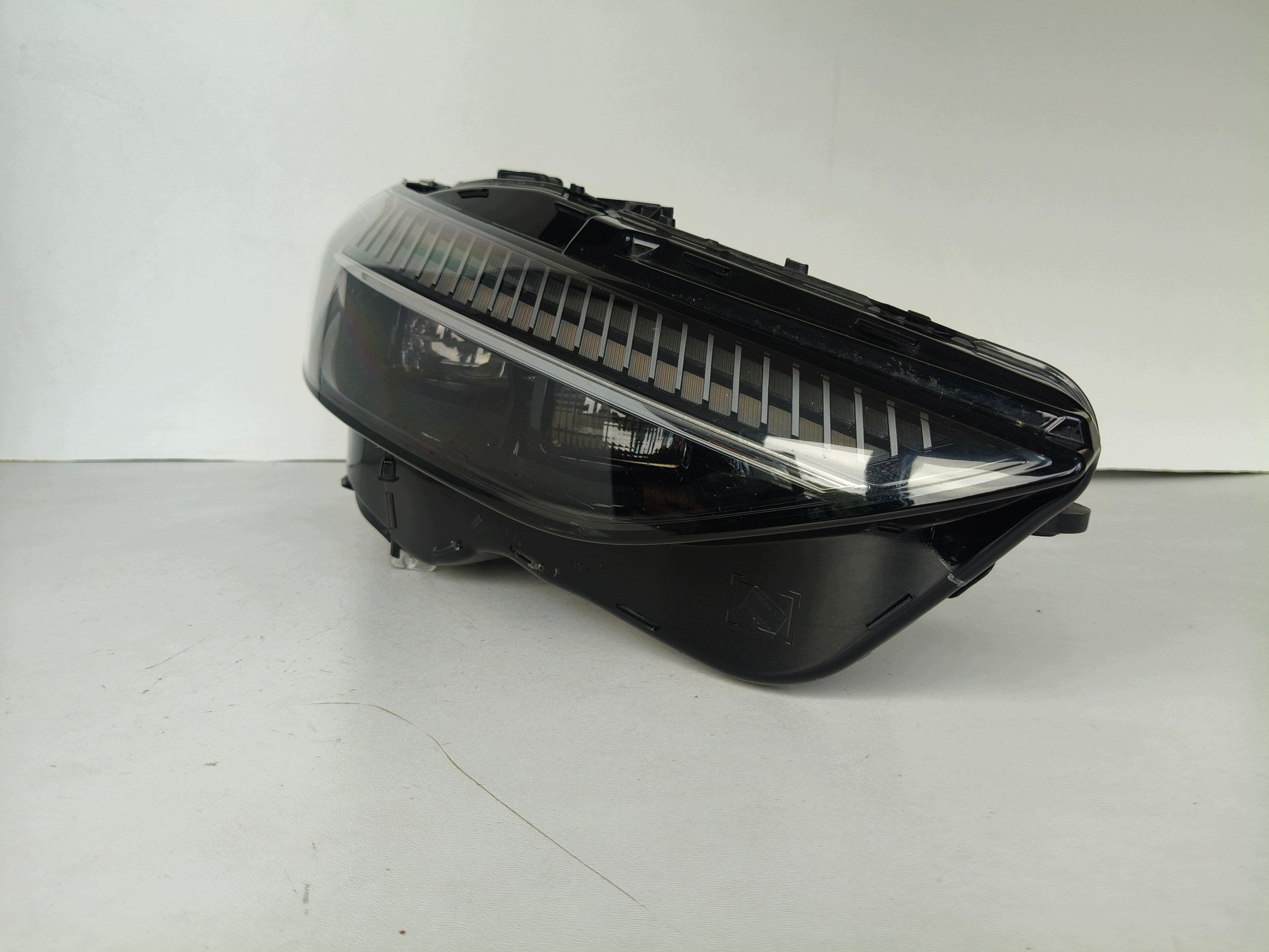 light right REFLEKTOR AUDI A5 B10 8B3 24- FULL LED MATRIX
