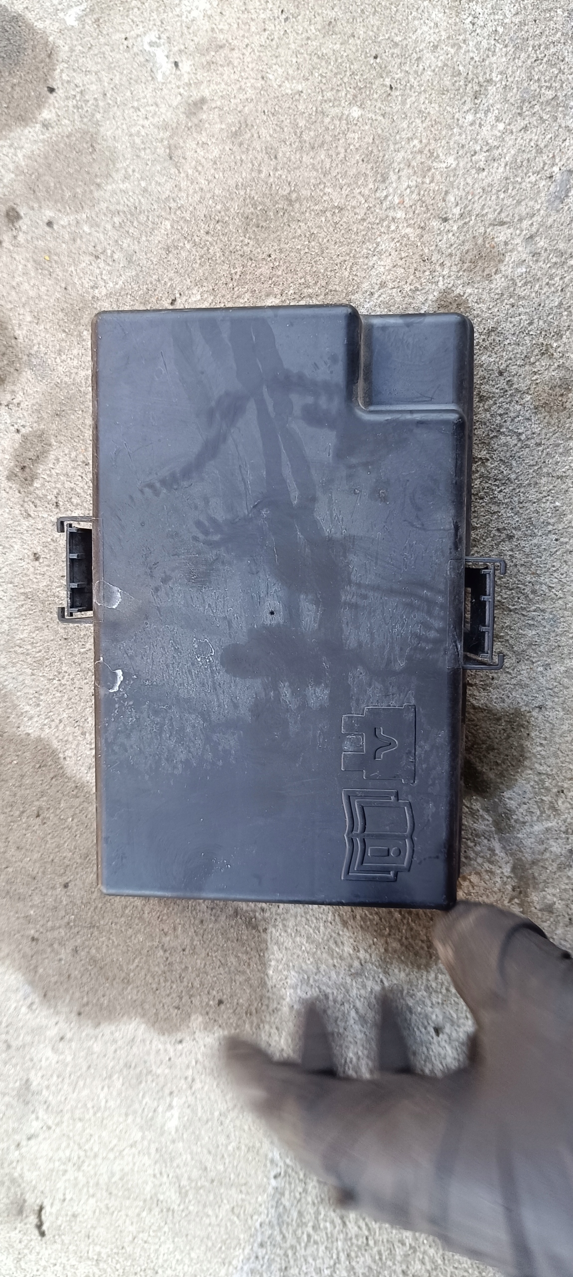 Abdeckung Blende Abdeckung der Sicherungen Ford Transit 6C1T-14A076-CD