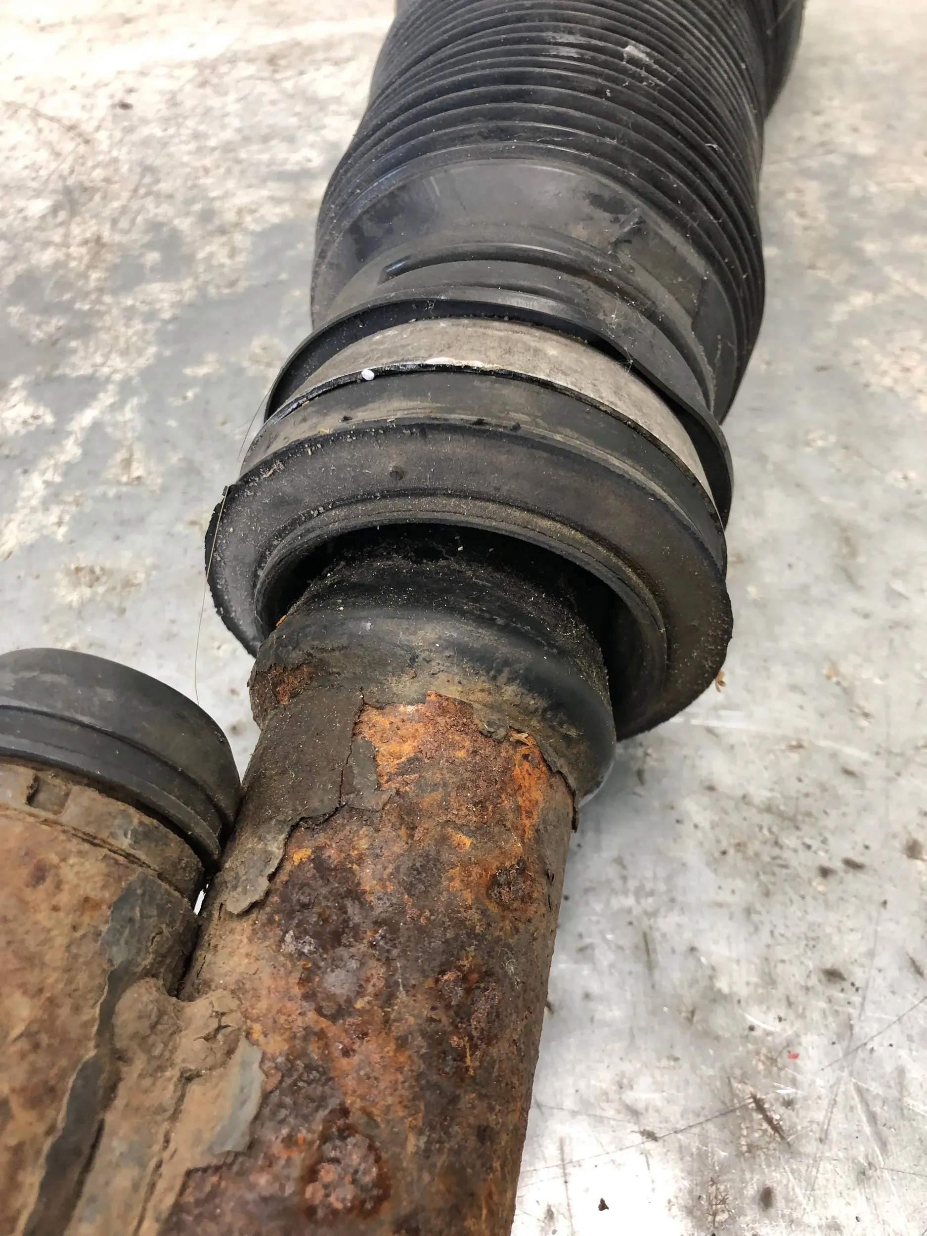 shock absorber right front 3 PIN MERCEDES W220