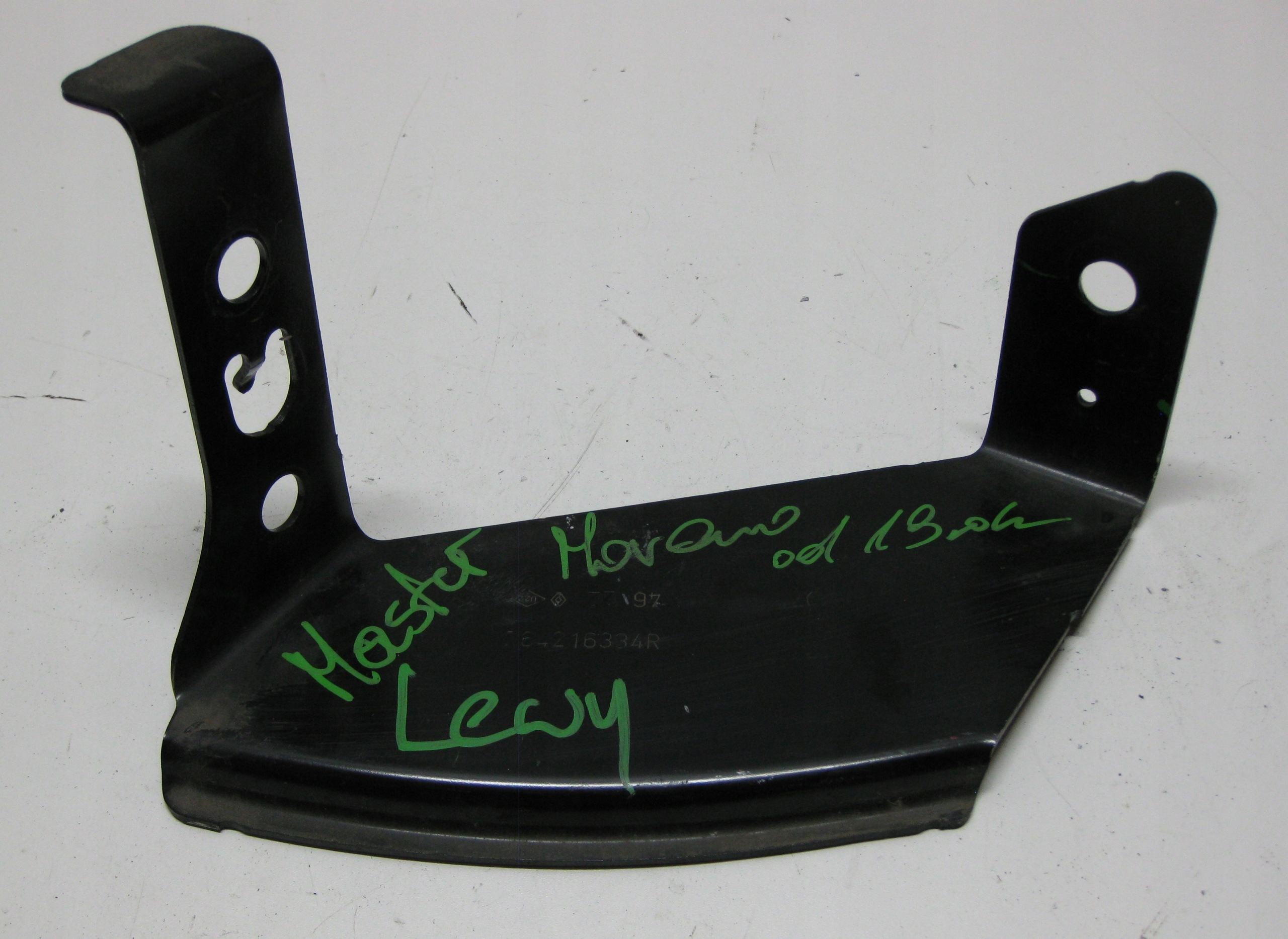 RENAULT MASTER III left holder of a bumper front 764216334R