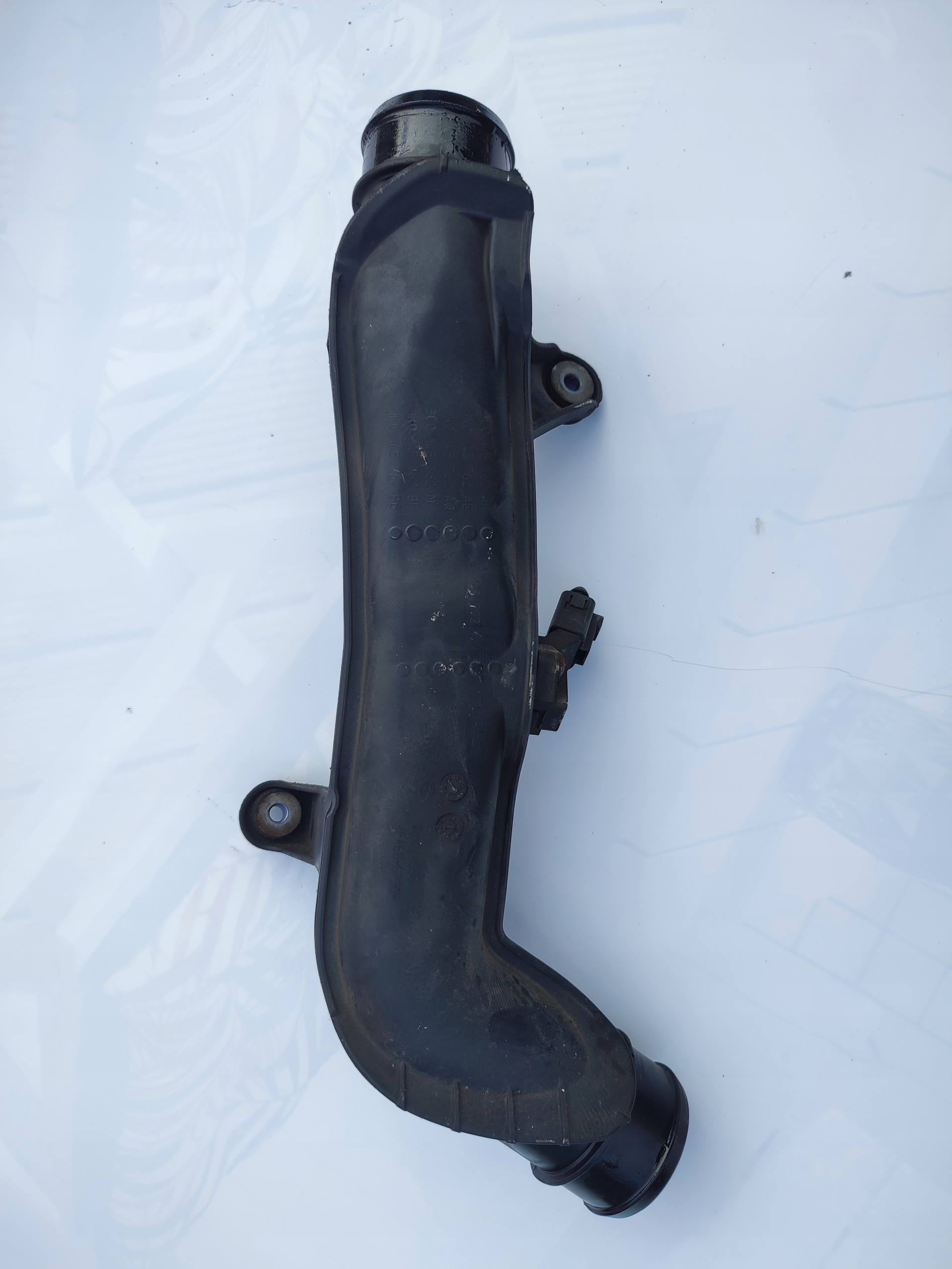 ТРУБА ПРОВОД VW GOLF 5 V 2.0 TFSI 1K0145792