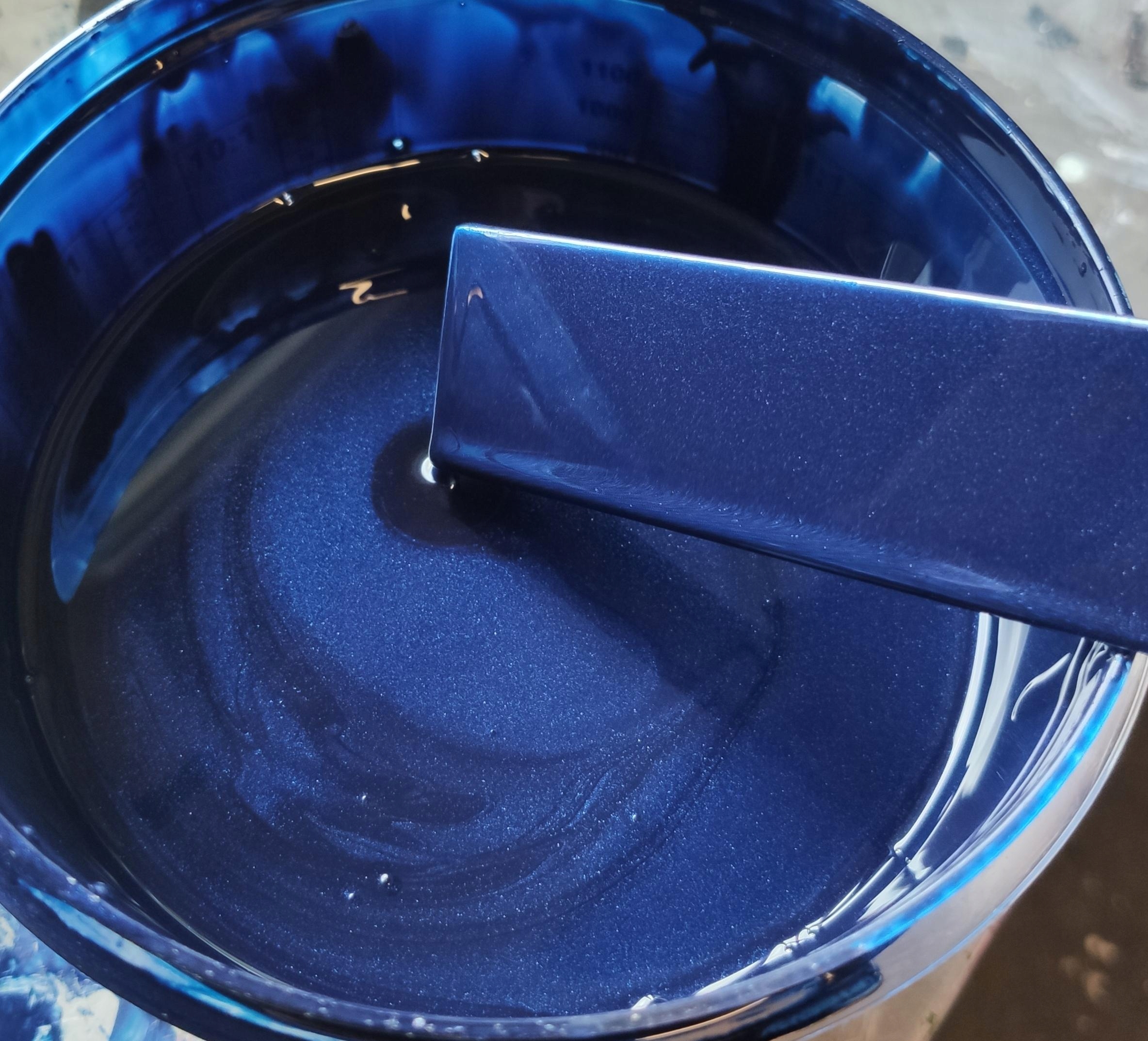 lakier BAZA PERŁOWA BMW 381 LE MANS BLUE 1 LITR IXELL rozcieńczalnikowa 55 Numer katalogowy producenta 381-ec