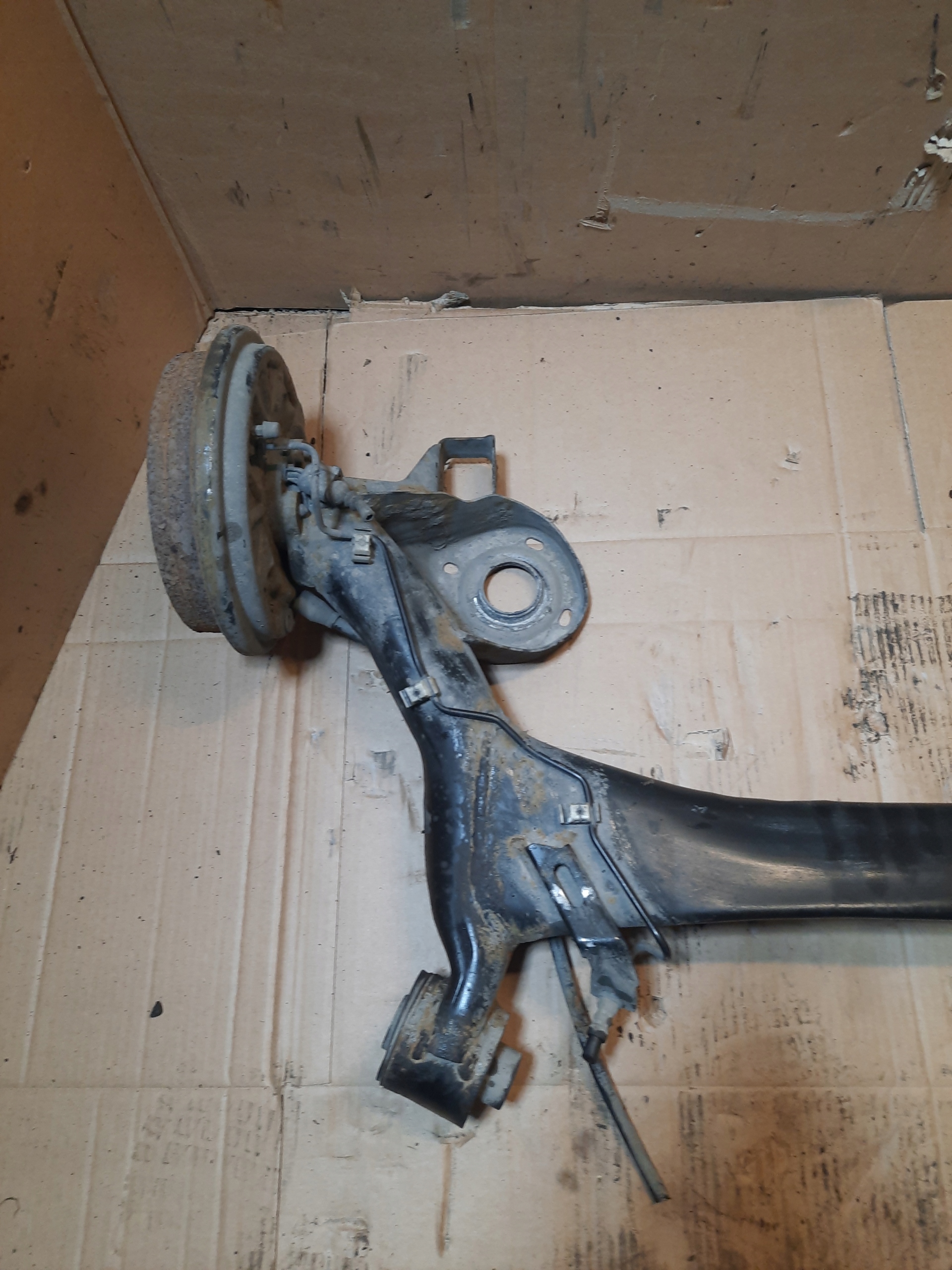 sider axis rear part SKODA FABIA II 1,6 TDI 2014R
