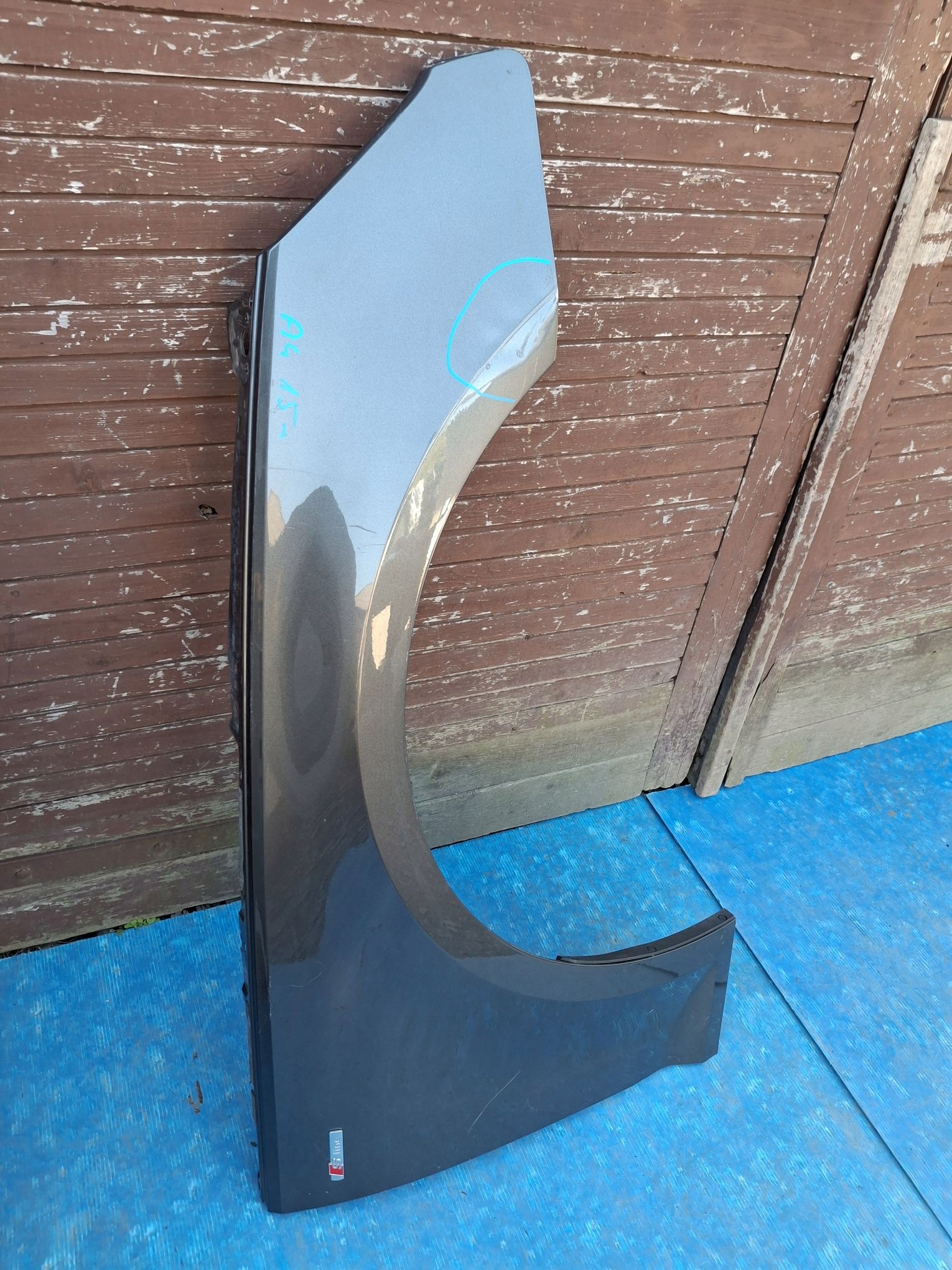 fender right front AUDI A4 B9 2015R-> 2019R