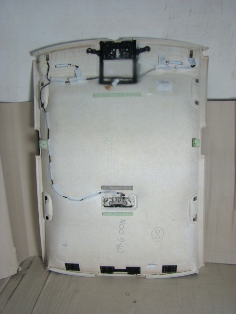 PODSUFITKA VW PASSAT B8 SEDAN 3G5867501A Typ samochodu Samochody osobowe