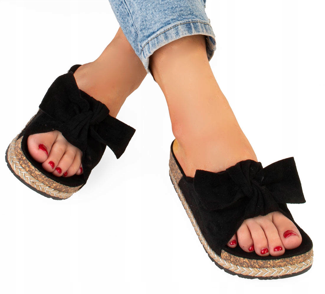 

Czarne Klapki Z Kokardą Na Platformie 38